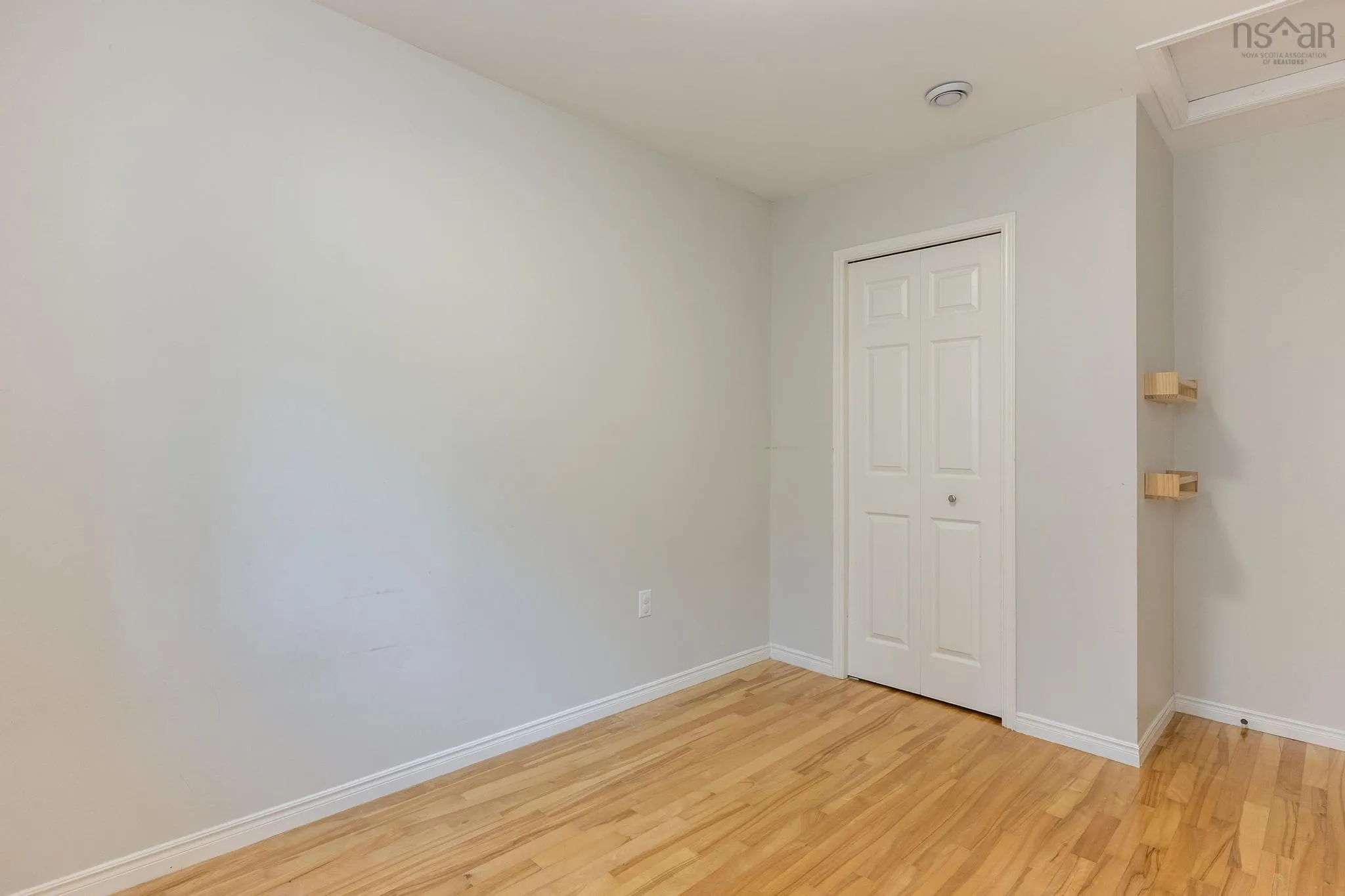 32 Oakvale Court, Timberlea, NS B3T 1K7, 4 Bedrooms Bedrooms, ,2 BathroomsBathrooms,Residential,For Sale,Oakvale,202521850