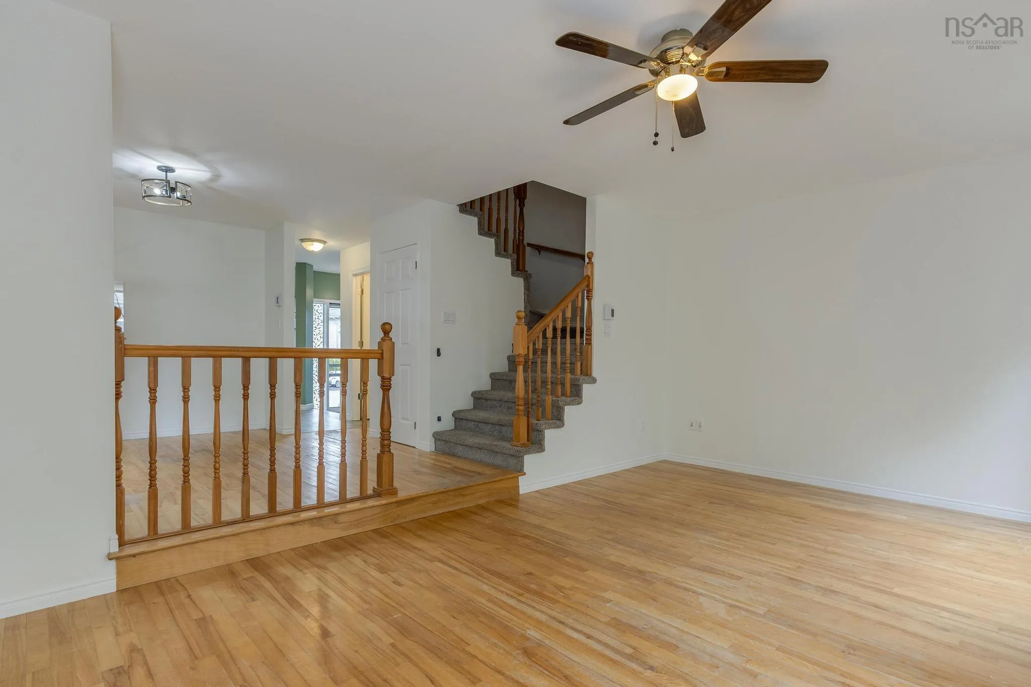 32 Oakvale Court, Timberlea, NS B3T 1K7, 4 Bedrooms Bedrooms, ,2 BathroomsBathrooms,Residential,For Sale,Oakvale,202521850