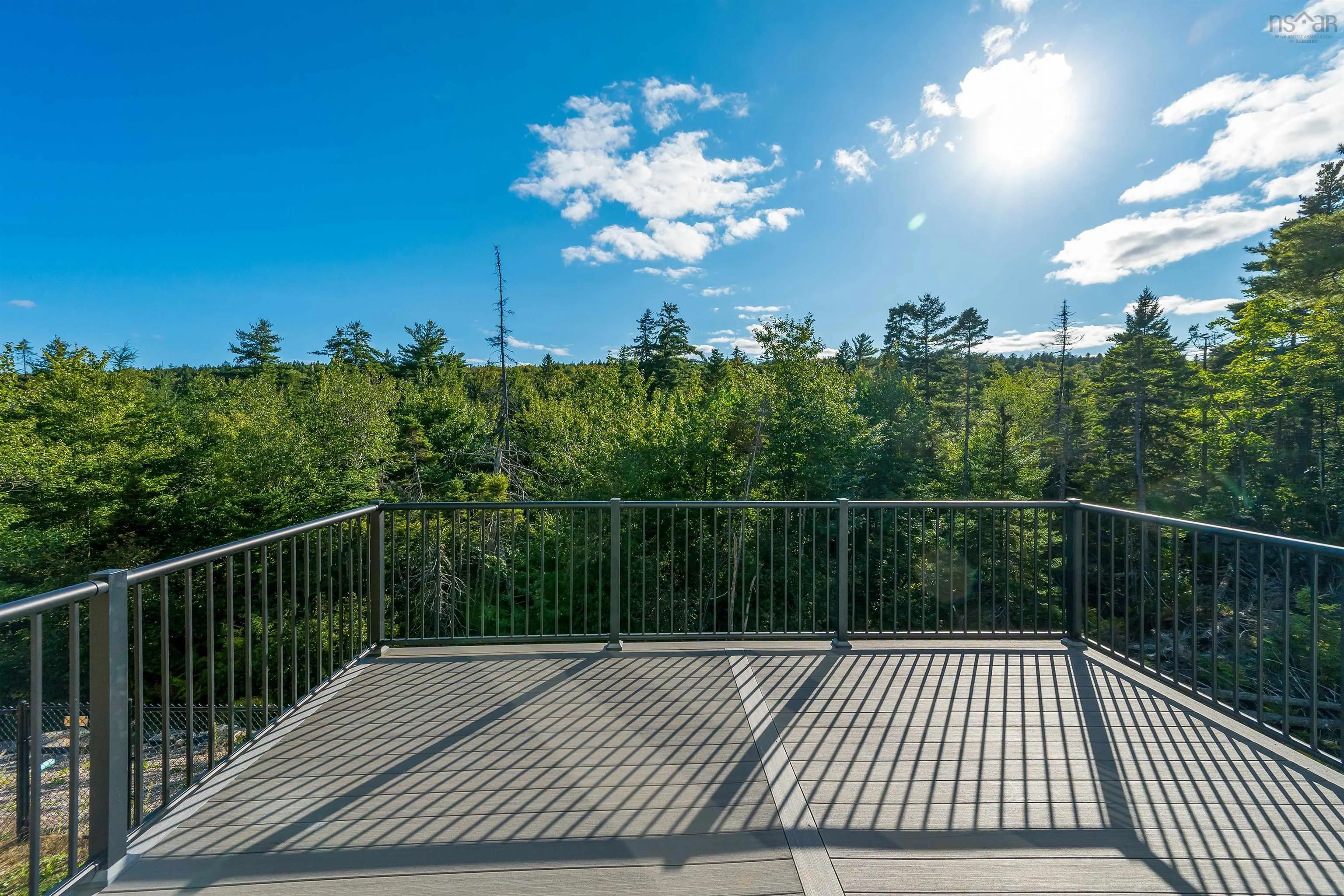 69 Breaktrail Drive, Bedford, NS B4B 2J8, 4 Bedrooms Bedrooms, ,4 BathroomsBathrooms,Residential,For Sale,Breaktrail,202523339