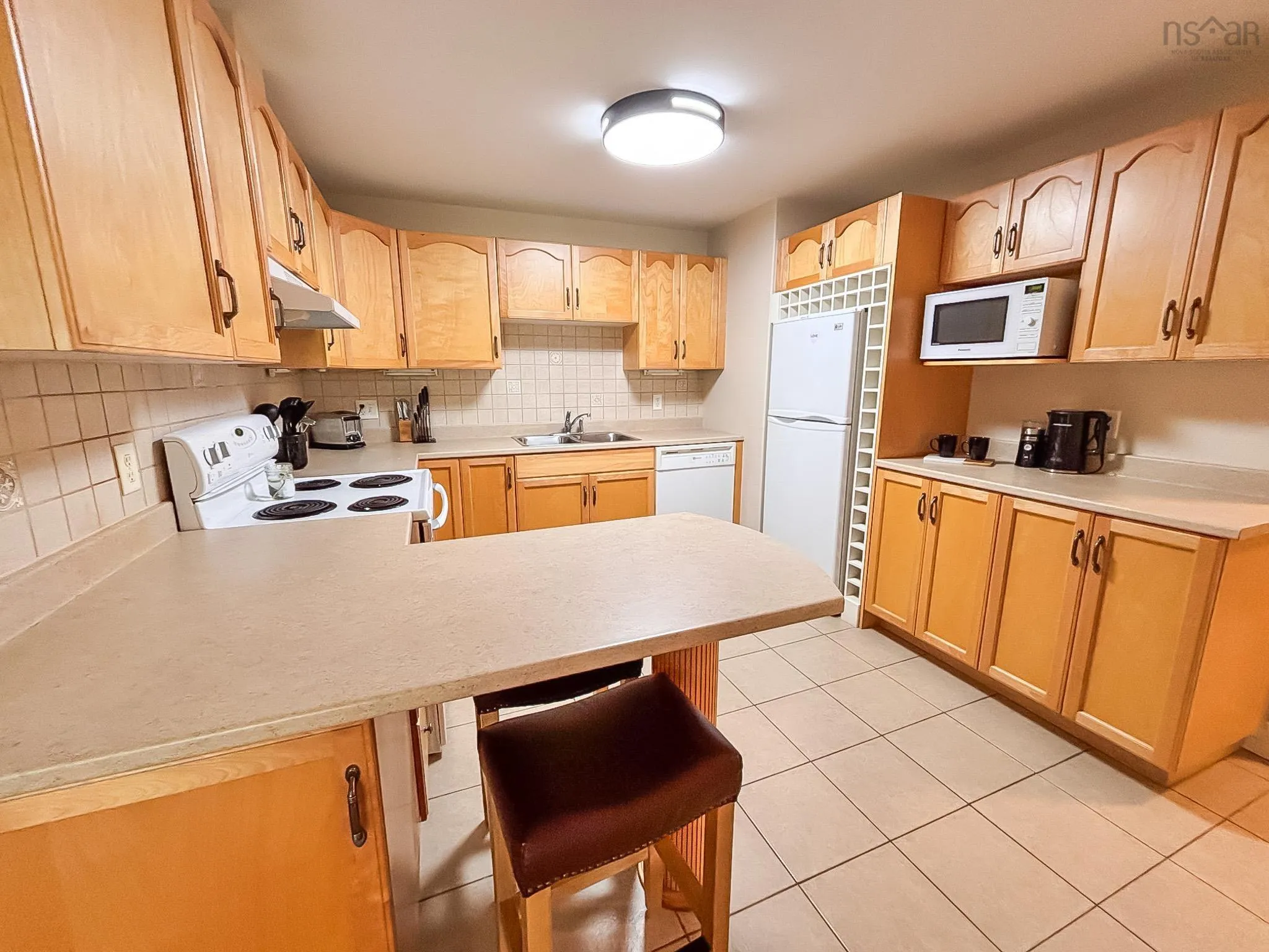 476 Main Street Suite 105, Mahone Bay, NS B0J 2E0, 2 Bedrooms Bedrooms, ,2 BathroomsBathrooms,Residential,For Sale,Main,202518981