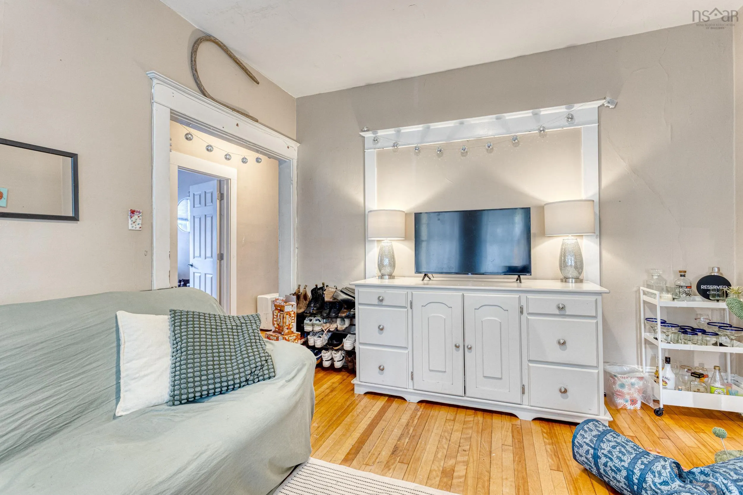 1577 Vernon Street, Halifax, NS B3H 3M8, 8 Bedrooms Bedrooms, ,4 BathroomsBathrooms,Residential,For Sale,Vernon,202523207