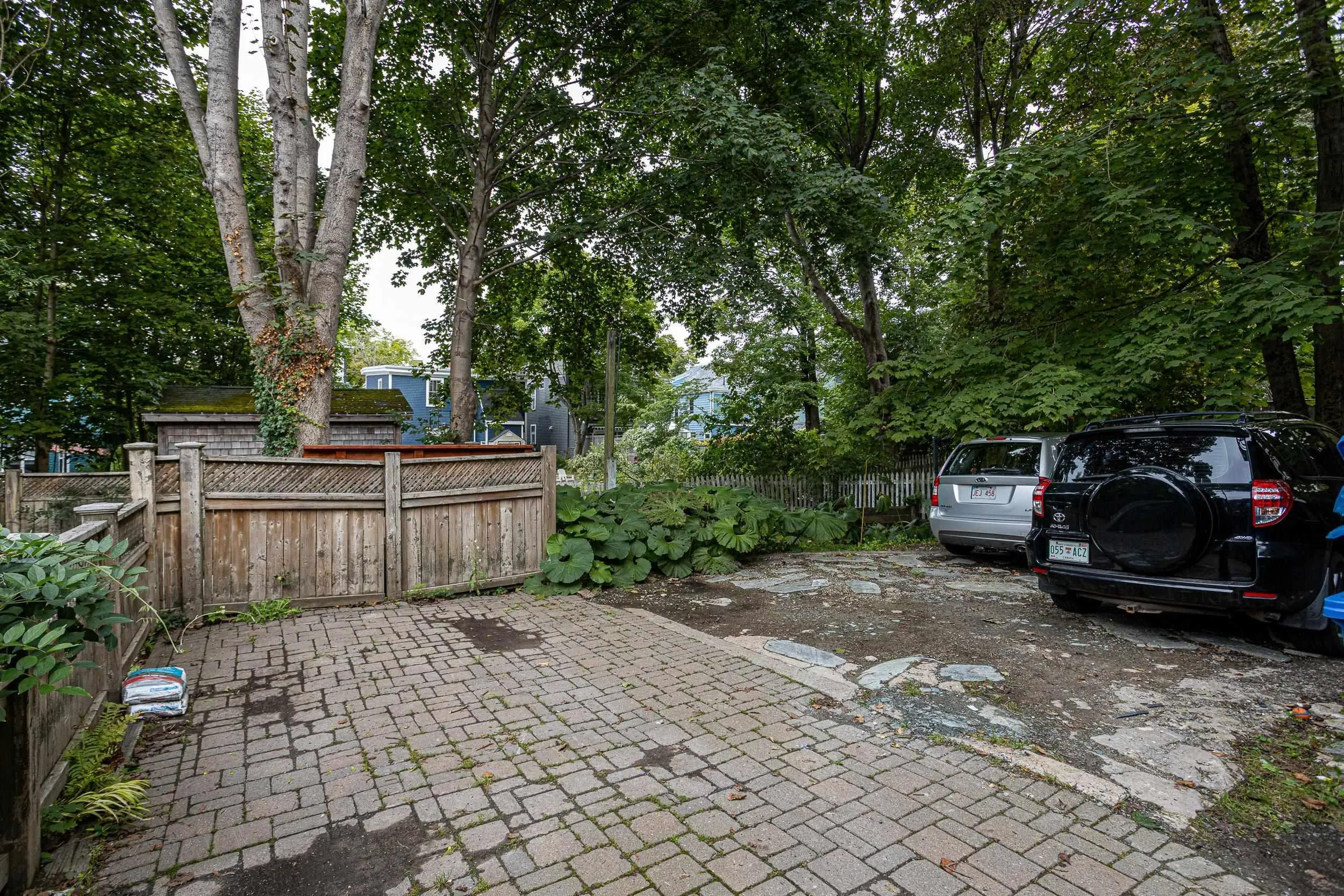 1577 Vernon Street, Halifax, NS B3H 3M8, 8 Bedrooms Bedrooms, ,4 BathroomsBathrooms,Residential,For Sale,Vernon,202523207