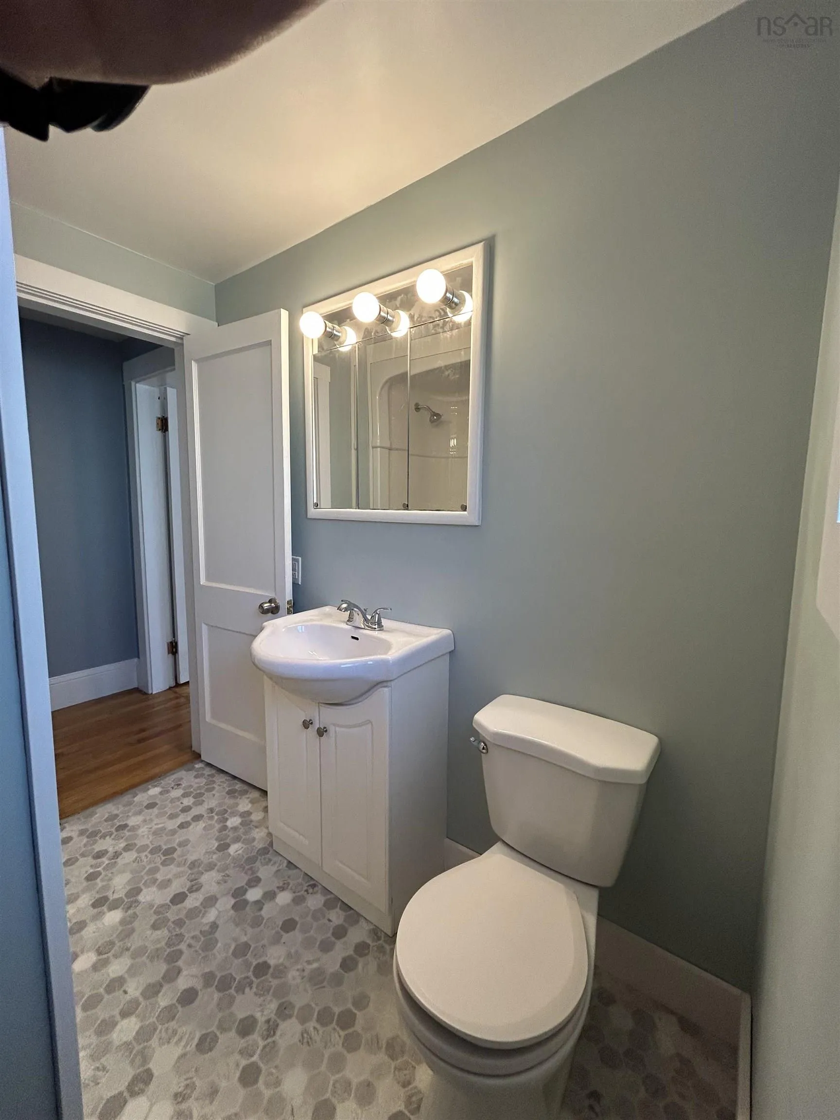 25 Cumberland Street, Yarmouth, NS B5A 1C9, 4 Bedrooms Bedrooms, ,2 BathroomsBathrooms,Residential,For Sale,Cumberland,202513617