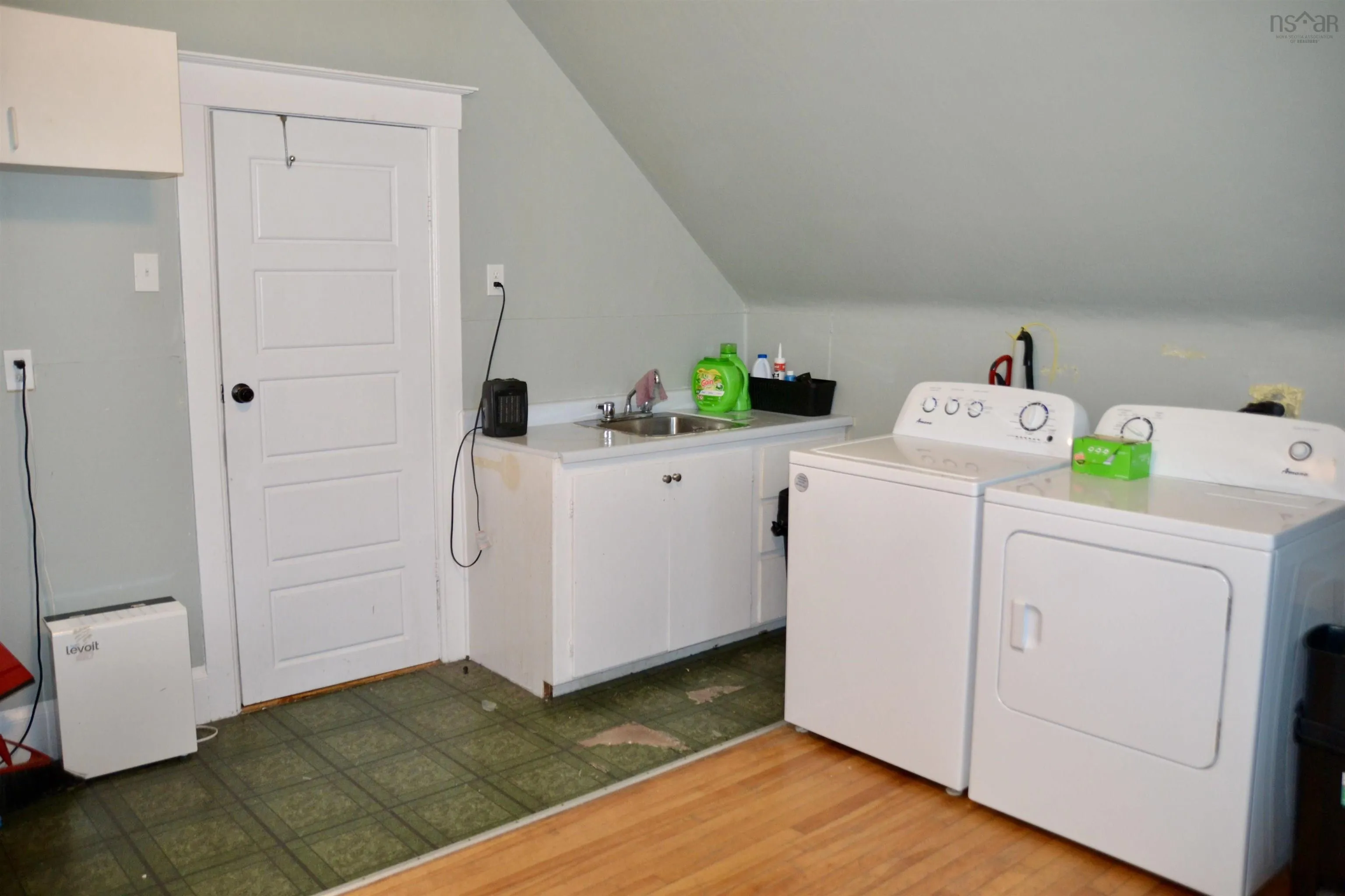399 Macdonald Street, New Glasgow, NS B2H 2V7, 4 Bedrooms Bedrooms, ,2 BathroomsBathrooms,Residential,For Sale,Macdonald,202512999