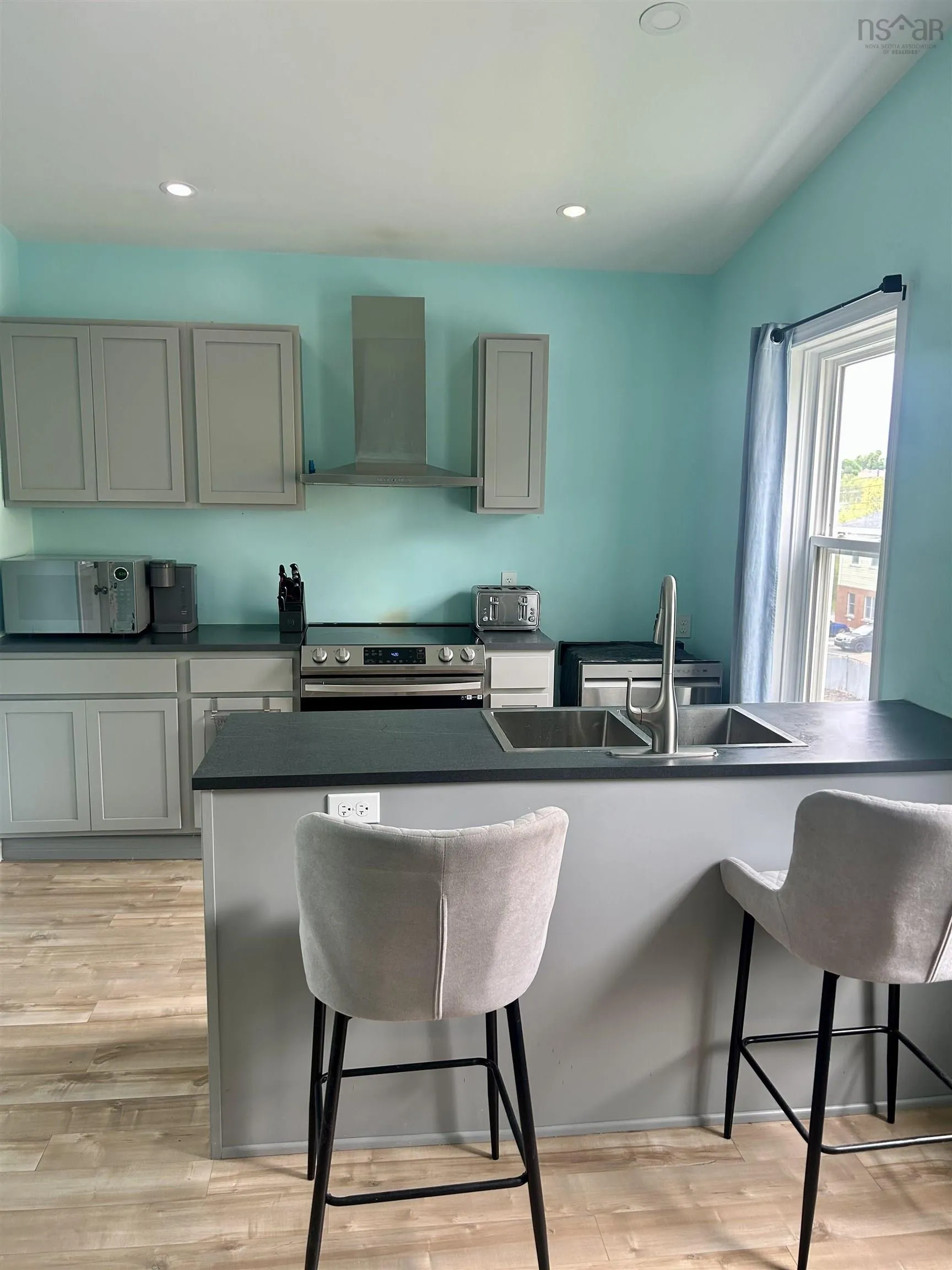 399 Macdonald Street, New Glasgow, NS B2H 2V7, 4 Bedrooms Bedrooms, ,2 BathroomsBathrooms,Residential,For Sale,Macdonald,202512999