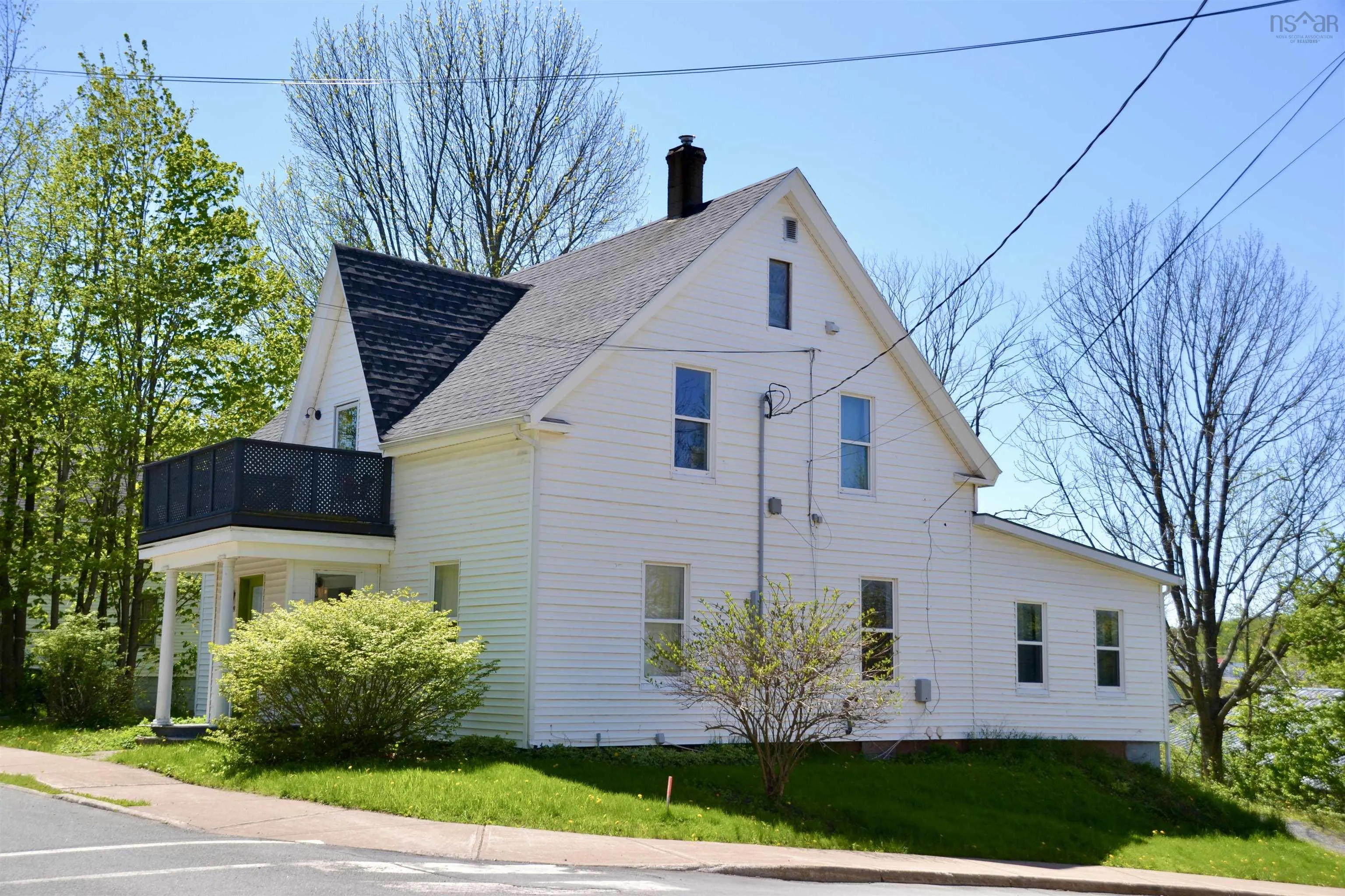 399 Macdonald Street, New Glasgow, NS B2H 2V7, 4 Bedrooms Bedrooms, ,2 BathroomsBathrooms,Residential,For Sale,Macdonald,202512999
