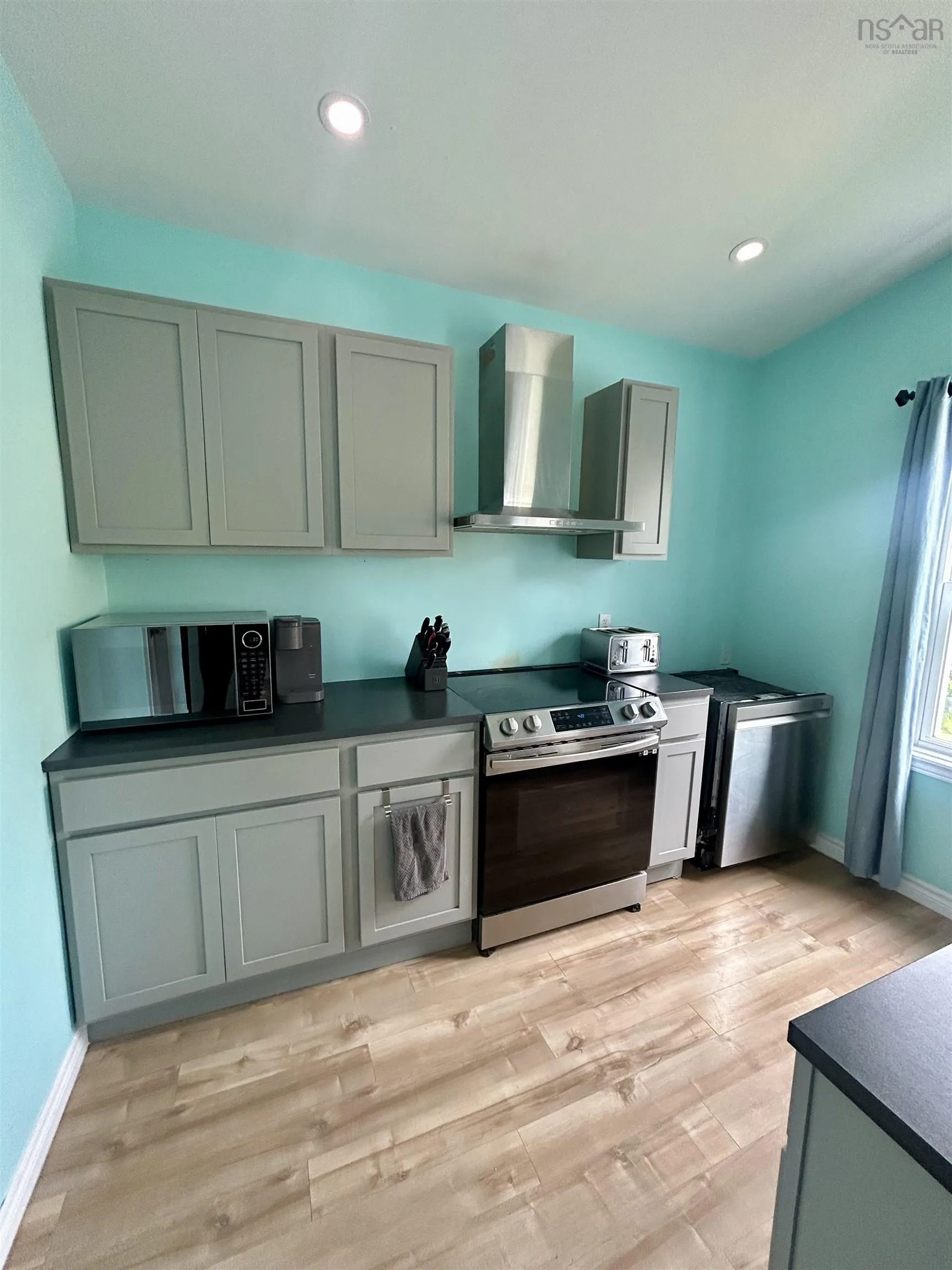 399 Macdonald Street, New Glasgow, NS B2H 2V7, 4 Bedrooms Bedrooms, ,2 BathroomsBathrooms,Residential,For Sale,Macdonald,202512999