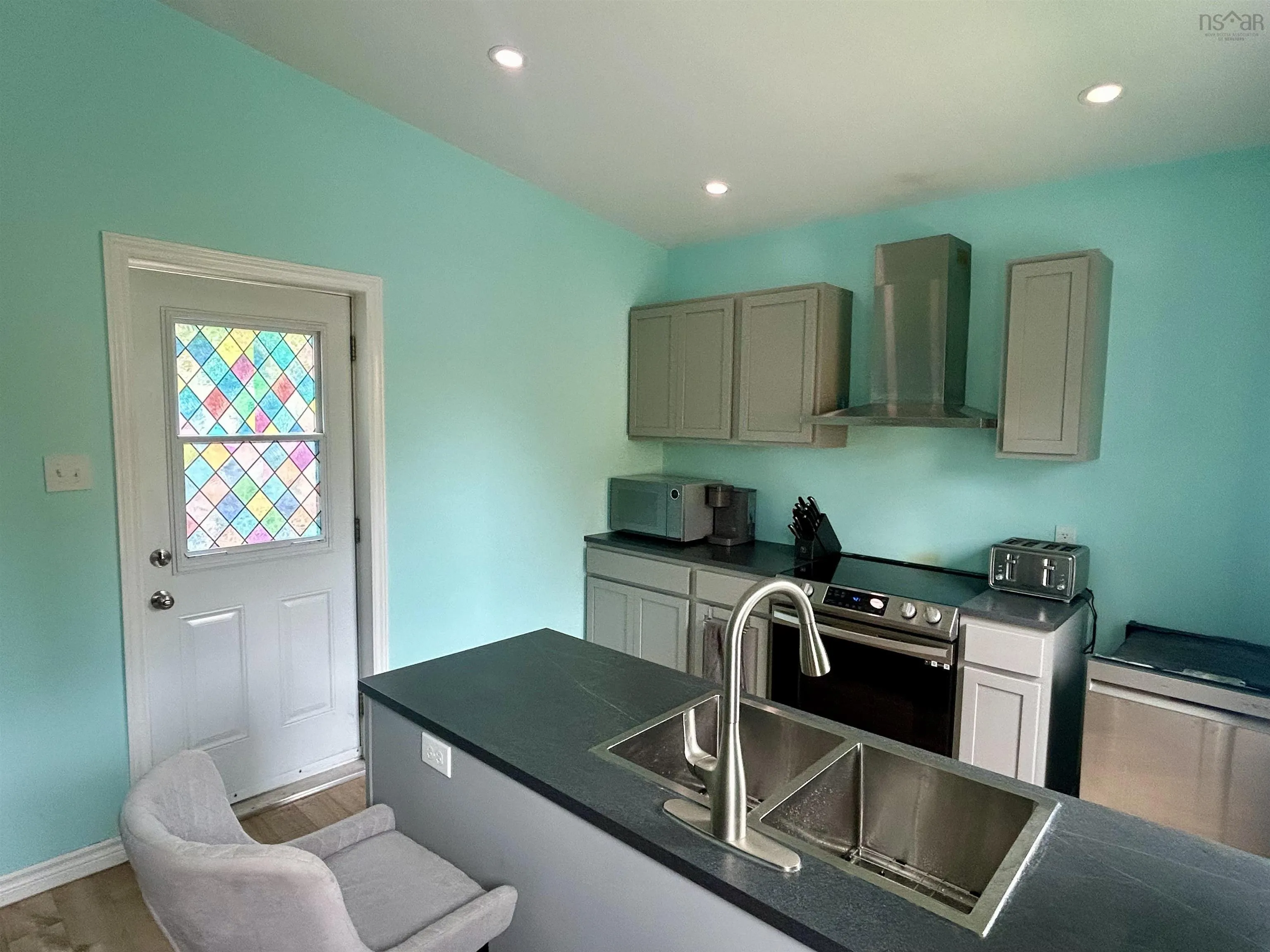 399 Macdonald Street, New Glasgow, NS B2H 2V7, 4 Bedrooms Bedrooms, ,2 BathroomsBathrooms,Residential,For Sale,Macdonald,202512999