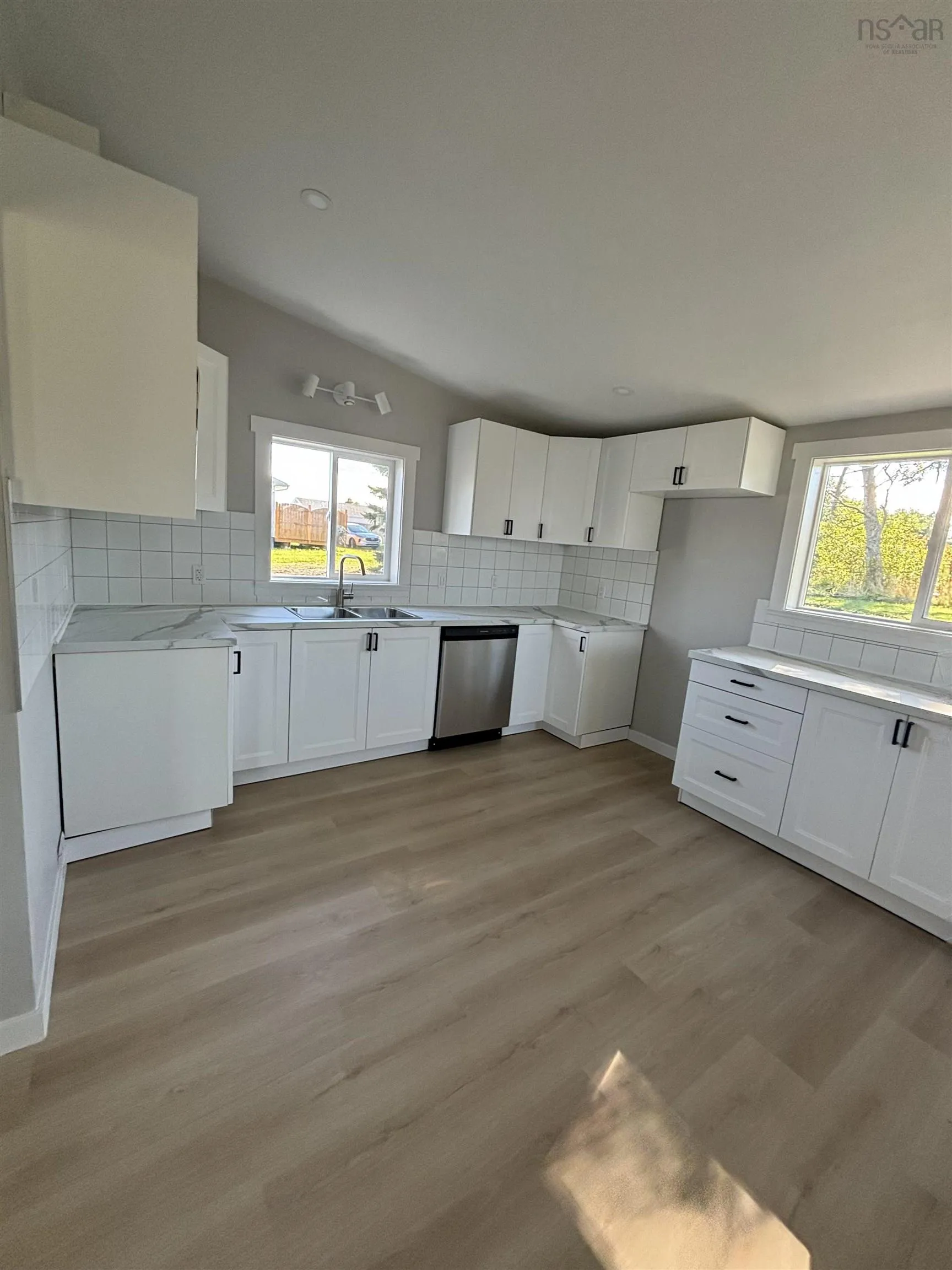 47 School Street, Glace Bay Ns B1a 1j3, 3 Bedrooms Bedrooms, ,2 BathroomsBathrooms,Residential,For Sale,School,202510203