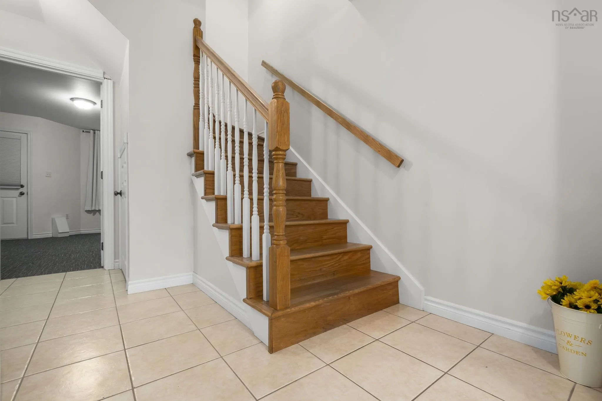 64 Brookshire Court, Bedford, NS B4A 4E2, 3 Bedrooms Bedrooms, ,3 BathroomsBathrooms,Residential,For Sale,Brookshire,202519740