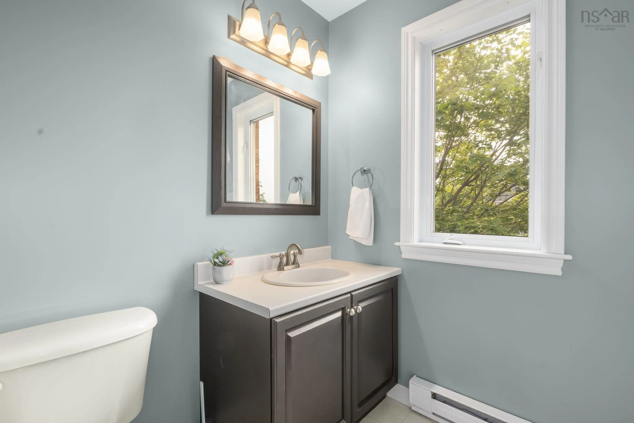 64 Brookshire Court, Bedford, NS B4A 4E2, 3 Bedrooms Bedrooms, ,3 BathroomsBathrooms,Residential,For Sale,Brookshire,202519740
