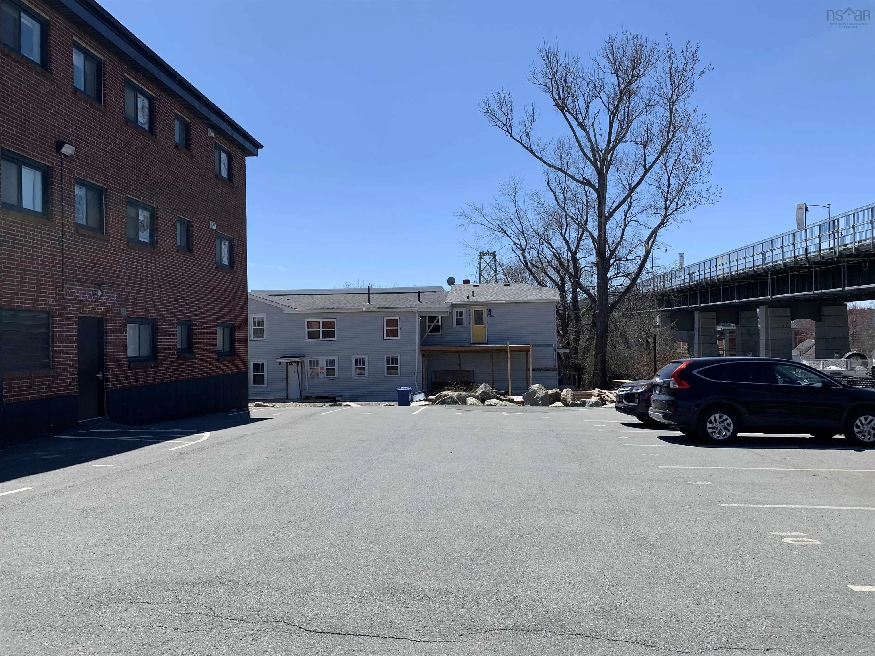 23 Best Street, Dartmouth, NS B3A 2W9, 11 Bedrooms Bedrooms, ,Residential Income,For Sale,Best,202512779