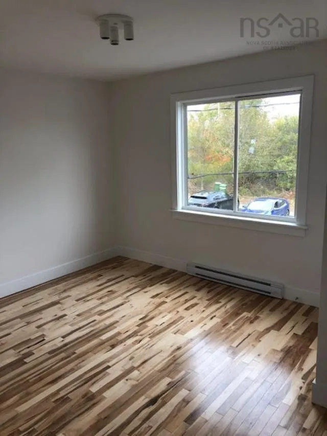 23 Best Street, Dartmouth, NS B3A 2W9, 11 Bedrooms Bedrooms, ,Residential Income,For Sale,Best,202512779