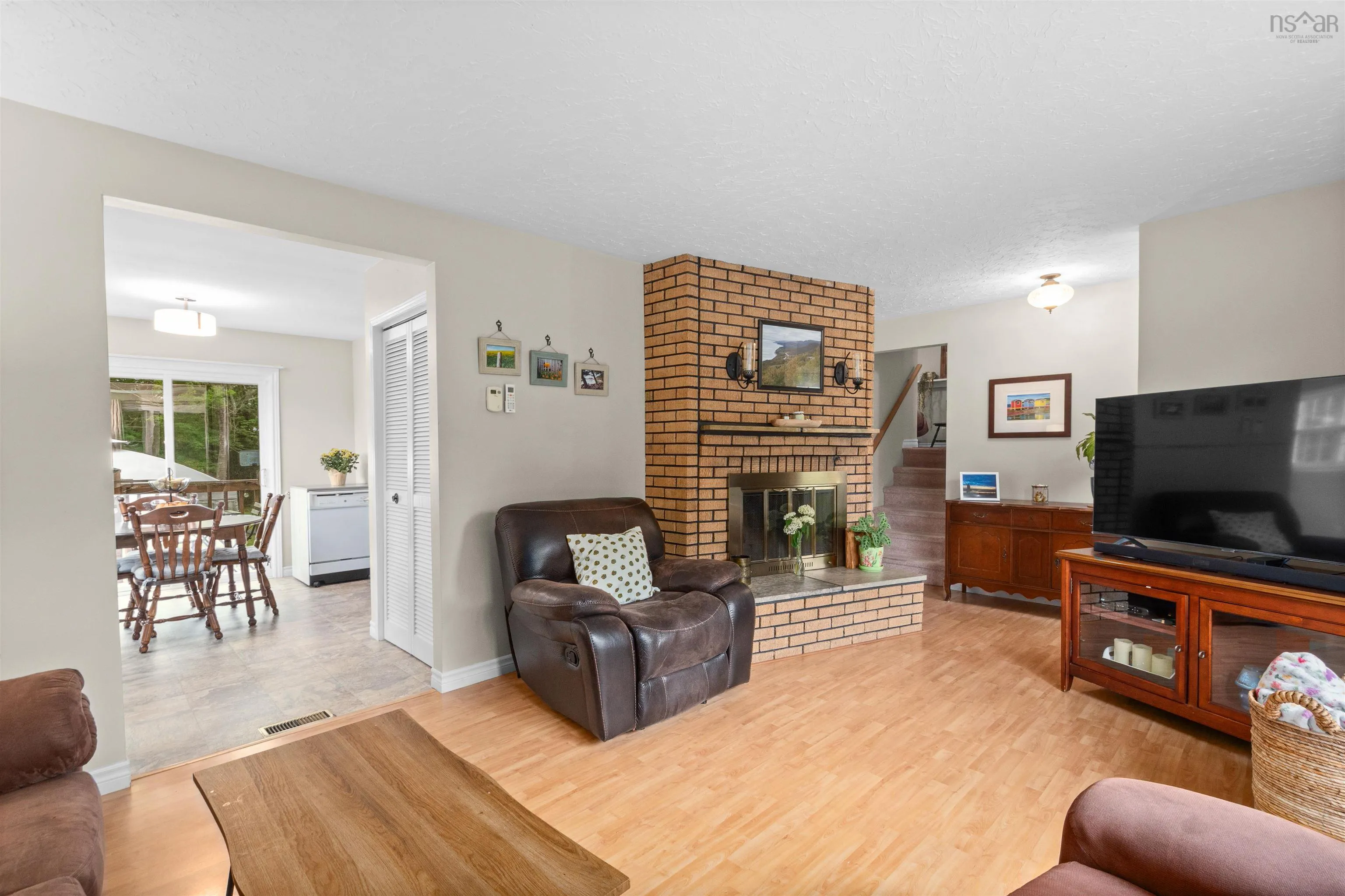 1221 Beaver Bank Road, Beaver Bank, NS B4G 1E8, 4 Bedrooms Bedrooms, ,2 BathroomsBathrooms,Residential,For Sale,Beaver Bank,202522349