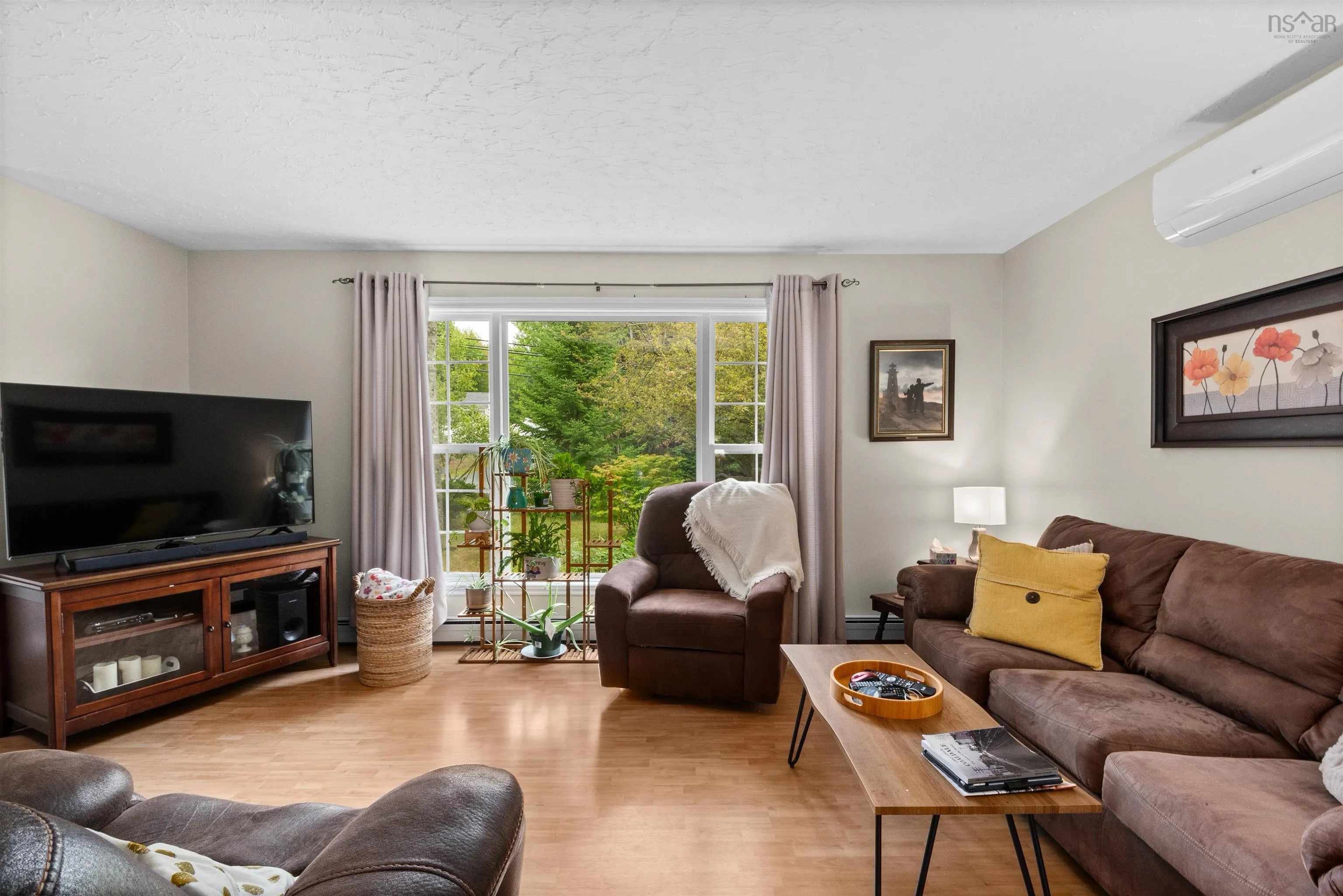 1221 Beaver Bank Road, Beaver Bank, NS B4G 1E8, 4 Bedrooms Bedrooms, ,2 BathroomsBathrooms,Residential,For Sale,Beaver Bank,202522349