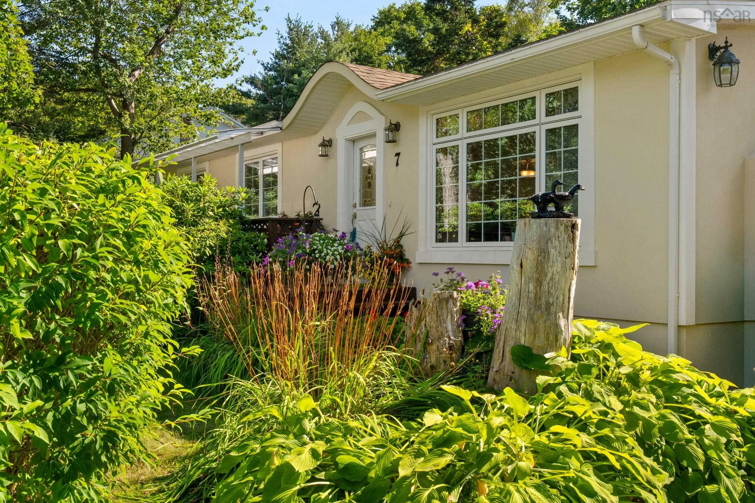 7 Jaybe Drive Drive, Dartmouth, NS B2X 2M4, 4 Bedrooms Bedrooms, ,2 BathroomsBathrooms,Residential,For Sale,Jaybe Drive,202523428