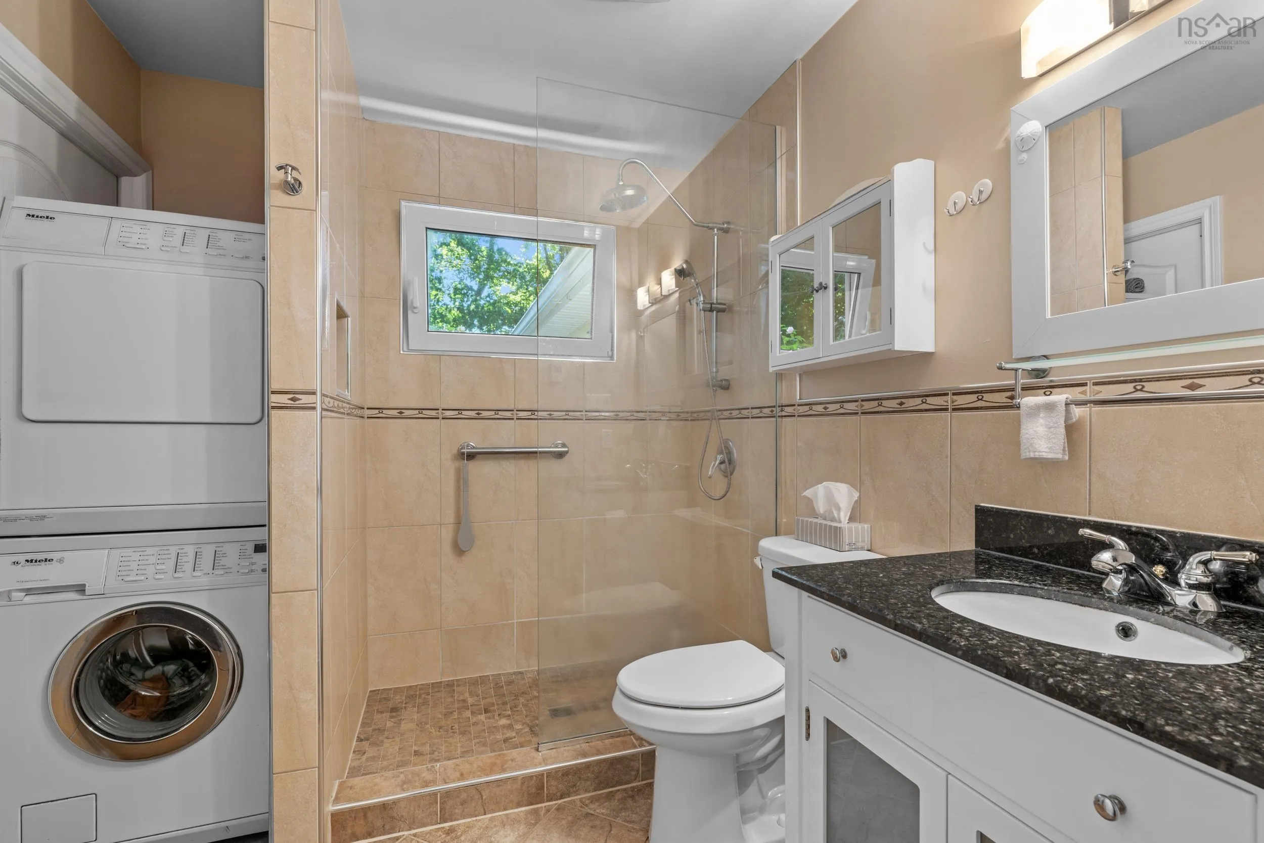 7 Jaybe Drive Drive, Dartmouth, NS B2X 2M4, 4 Bedrooms Bedrooms, ,2 BathroomsBathrooms,Residential,For Sale,Jaybe Drive,202523428