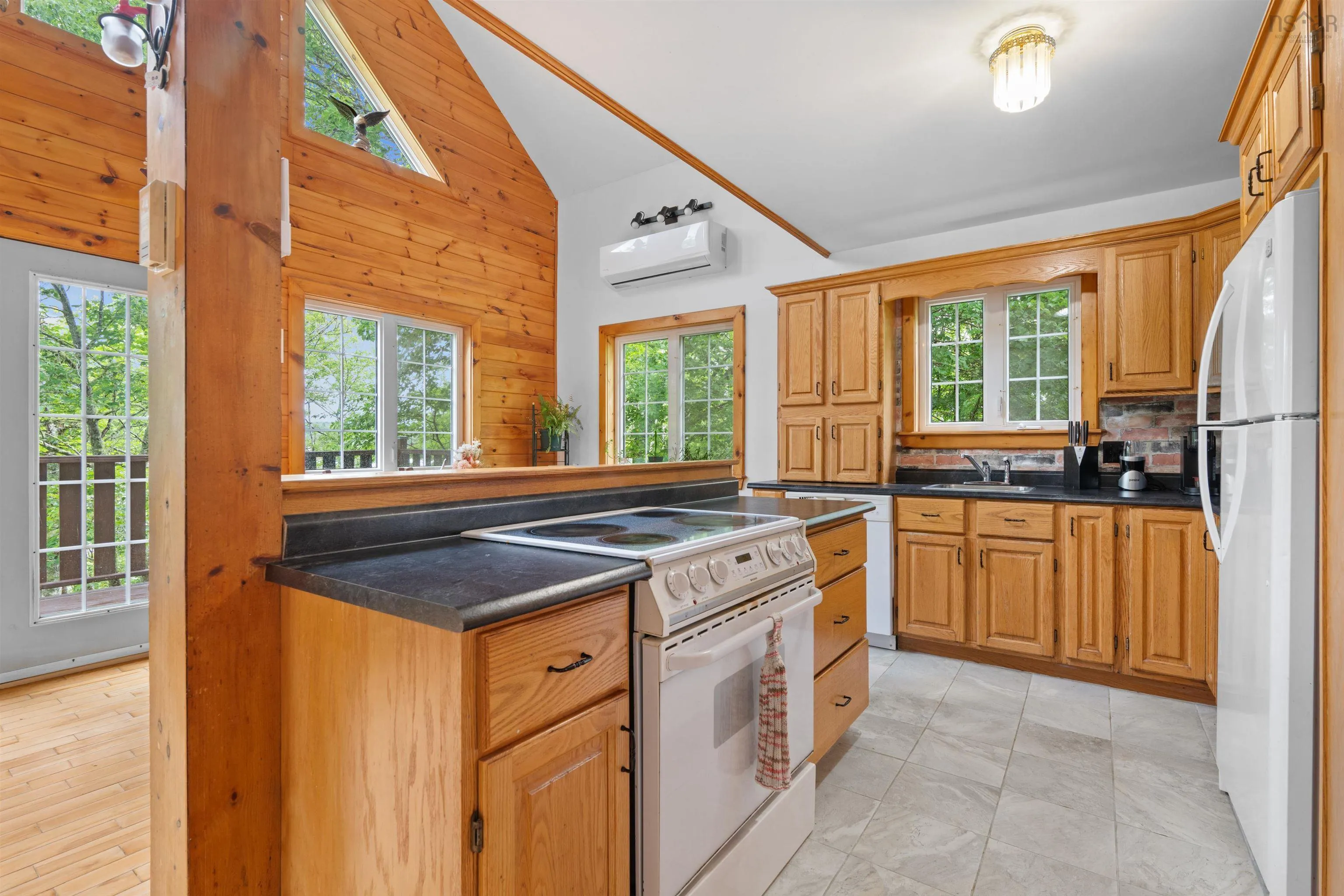 59 West Side Road, Sheet Harbour, NS B0J 3B0, 3 Bedrooms Bedrooms, ,2 BathroomsBathrooms,Residential,For Sale,West Side,202518355