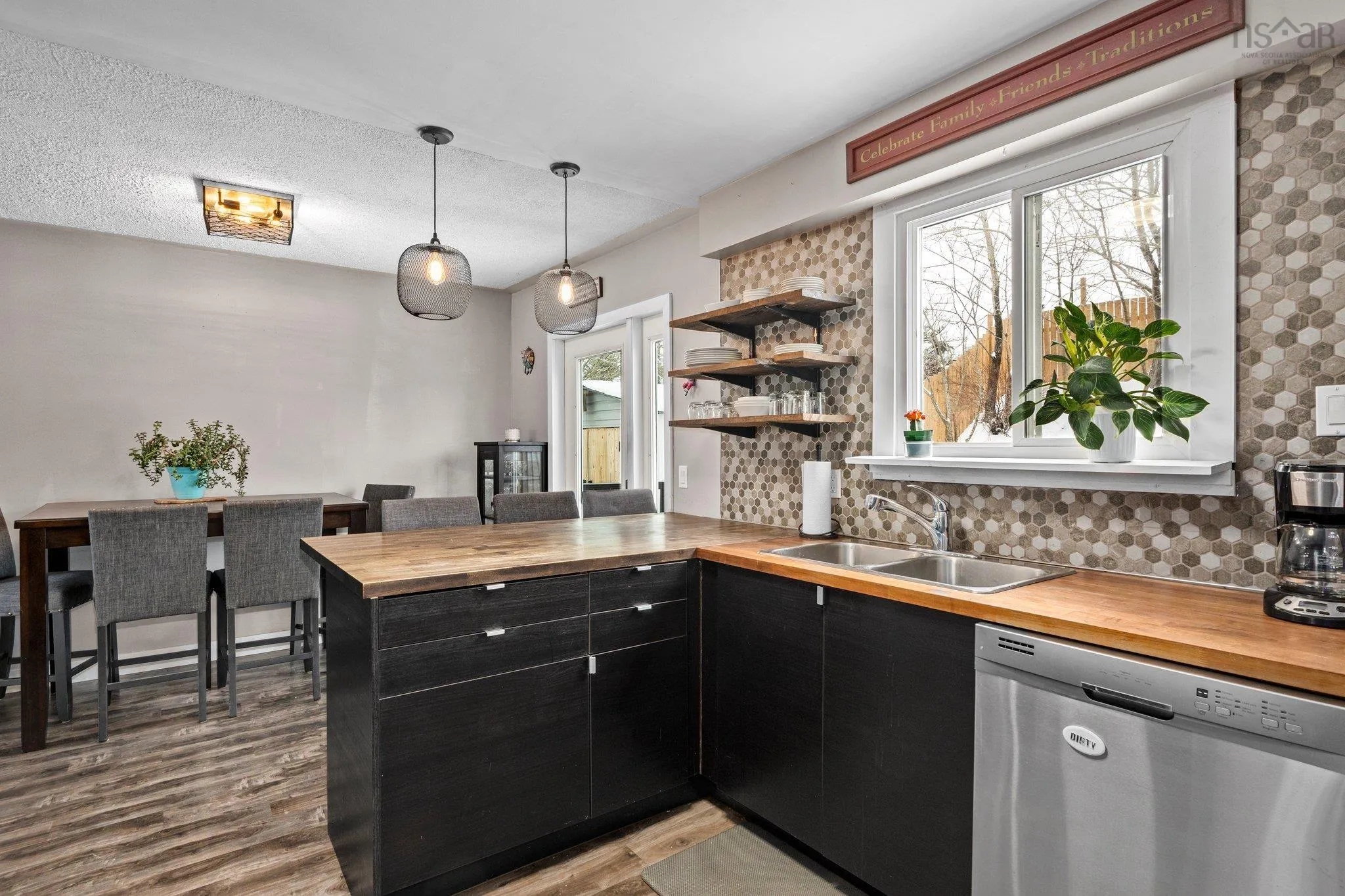 20 Steed Court, Dartmouth, NS B2W 3Y8, 4 Bedrooms Bedrooms, ,1 BathroomBathrooms,Residential,For Sale,Steed,202521825