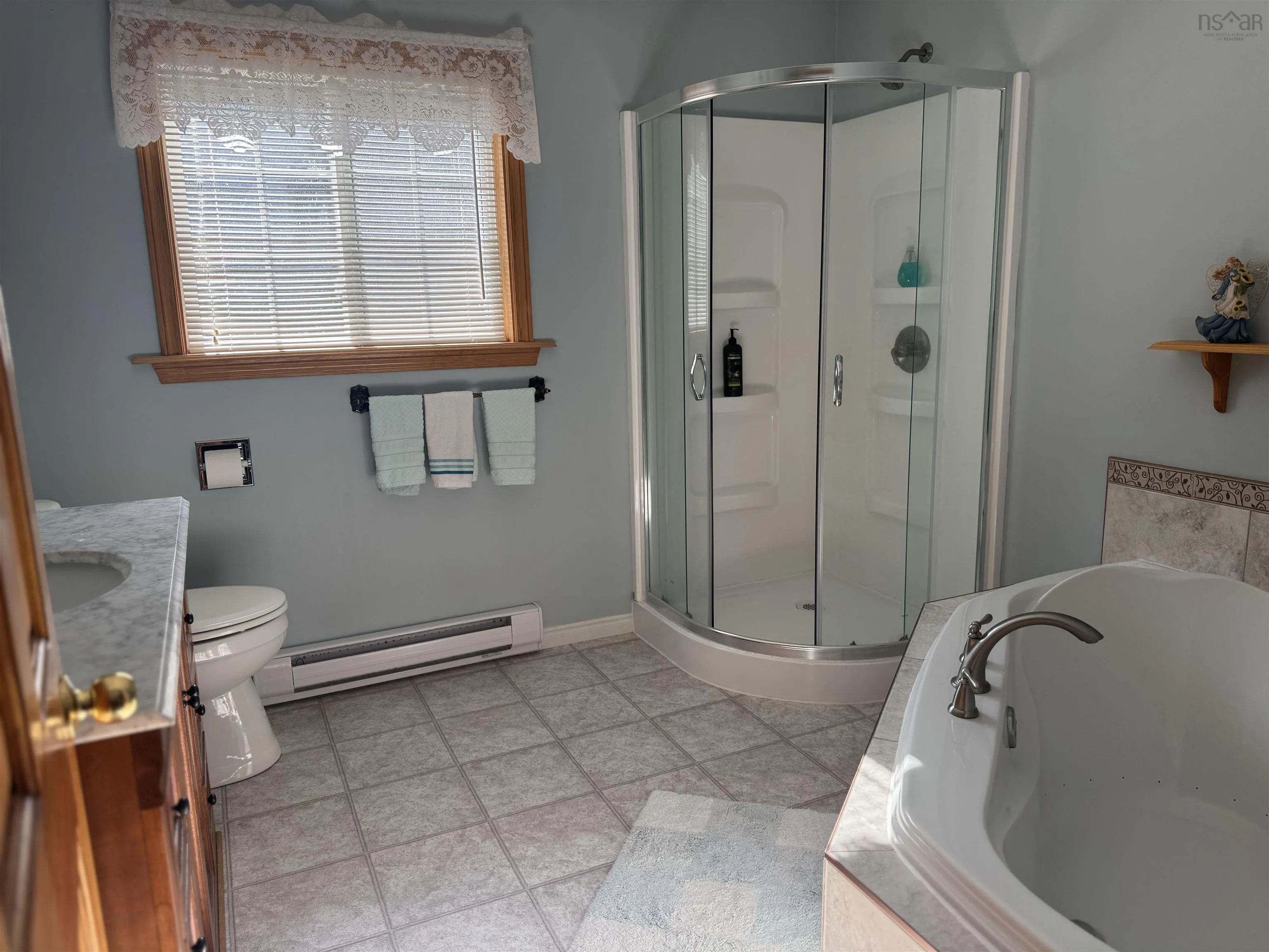 590 Gilberts Lane, Maplewood, NS B0R 1A0, 6 Bedrooms Bedrooms, ,3 BathroomsBathrooms,Residential,For Sale,Gilberts,202523402