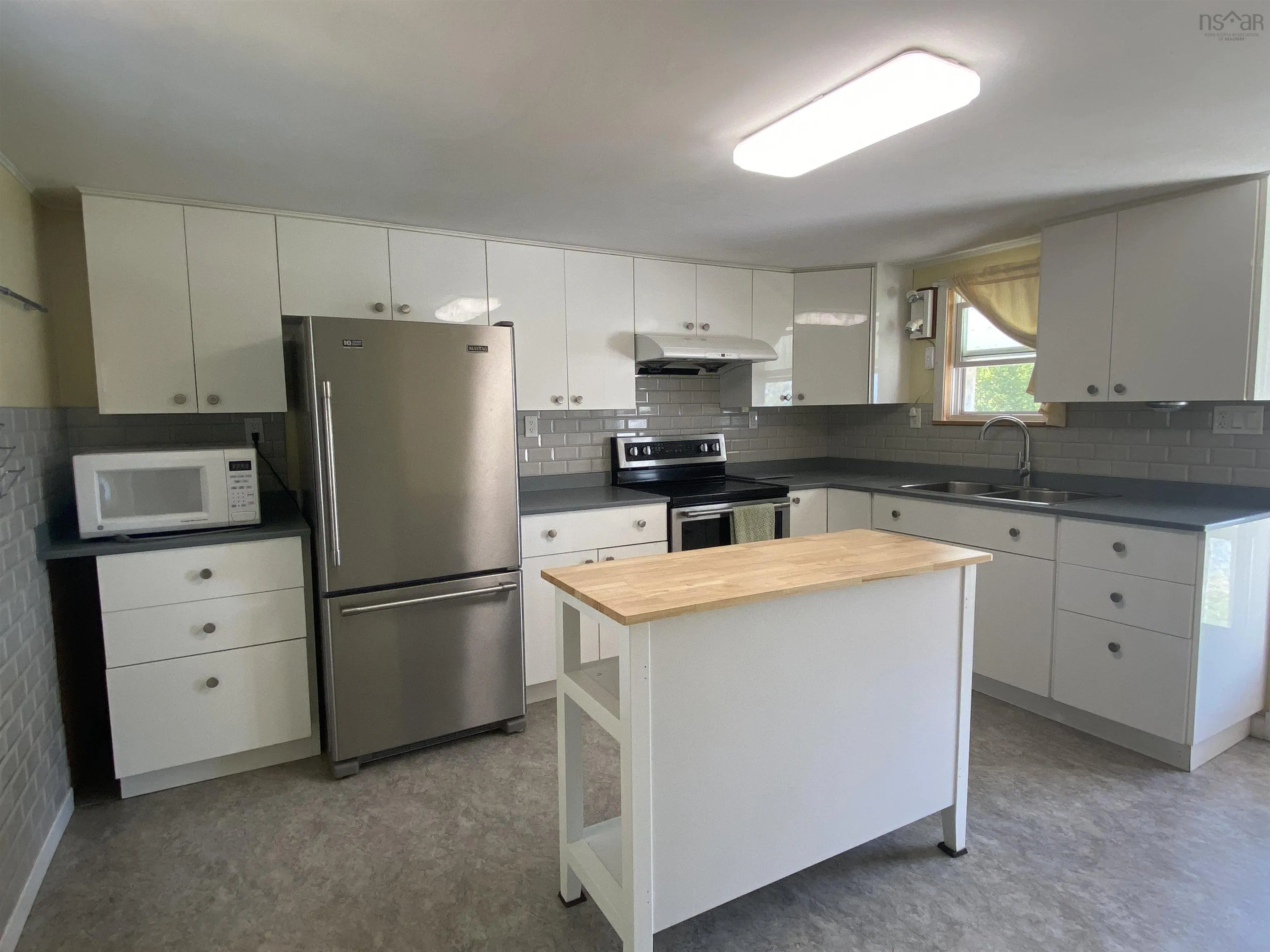 2053 Eastern Shore Road, West Berlin Ns B0j 1h0, 2 Bedrooms Bedrooms, ,1 BathroomBathrooms,Residential,For Sale,Eastern Shore,202509664