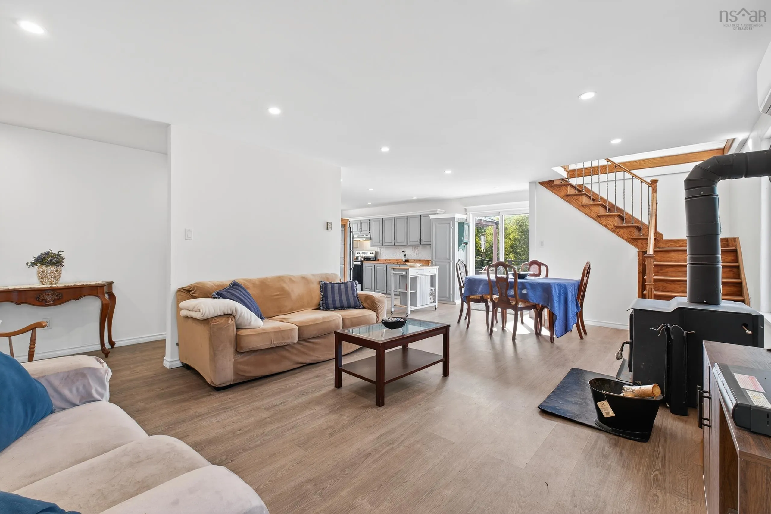 5161 Kempt Head Road South Side Boularderie Road, Kempt Head, NS B1Y 2P1, 4 Bedrooms Bedrooms, ,2 BathroomsBathrooms,Residential,For Sale,Kempt Head Road South Side Boularderie,202521487