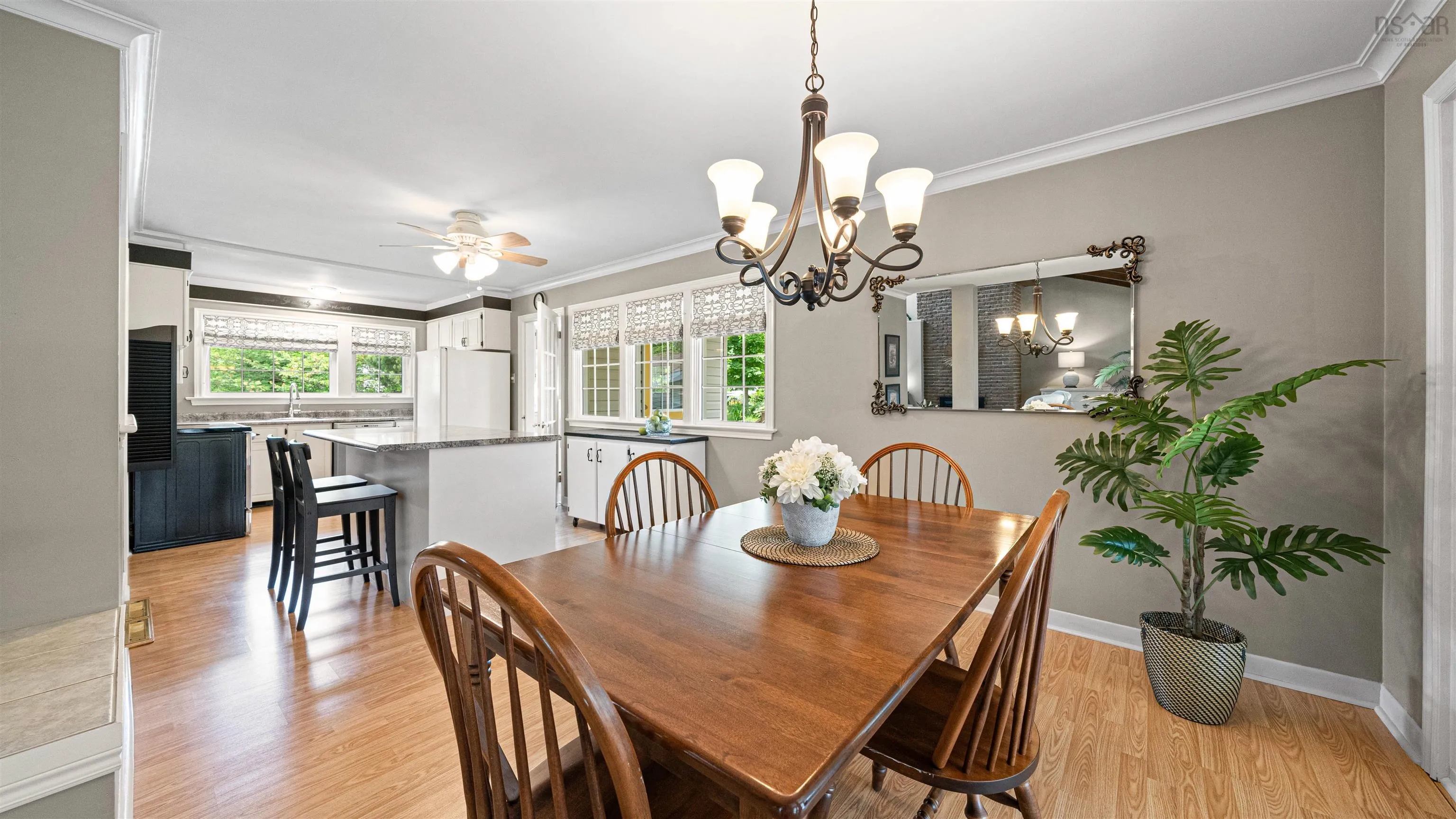 11 Plaza Drive, Dartmouth, NS B2W 3H5, 5 Bedrooms Bedrooms, ,2 BathroomsBathrooms,Residential,For Sale,Plaza,202521036