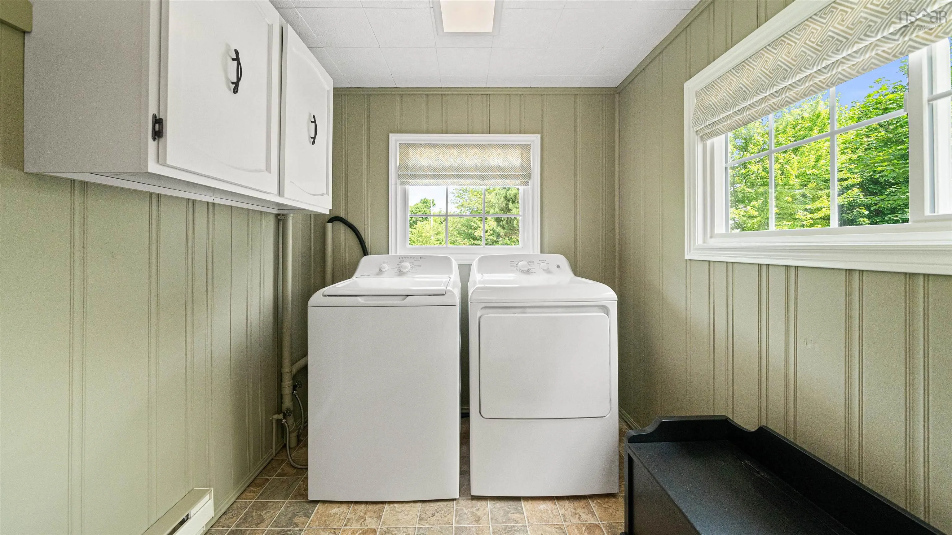 11 Plaza Drive, Dartmouth, NS B2W 3H5, 5 Bedrooms Bedrooms, ,2 BathroomsBathrooms,Residential,For Sale,Plaza,202521036