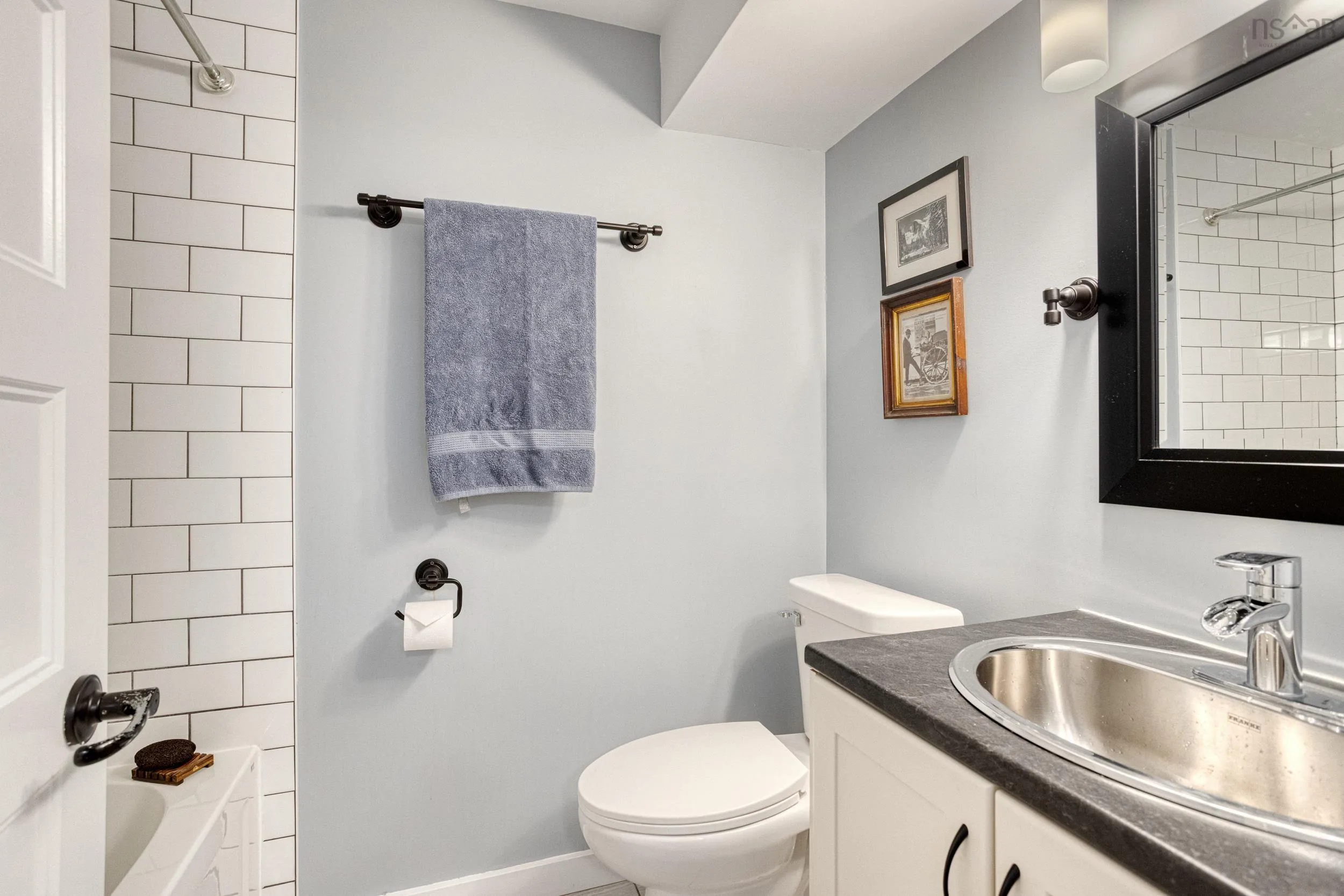 646 St. Margarets Bay Road Road, Halifax, NS B3N 1K7, 4 Bedrooms Bedrooms, ,3 BathroomsBathrooms,Residential,For Sale,St. Margarets Bay,202512643