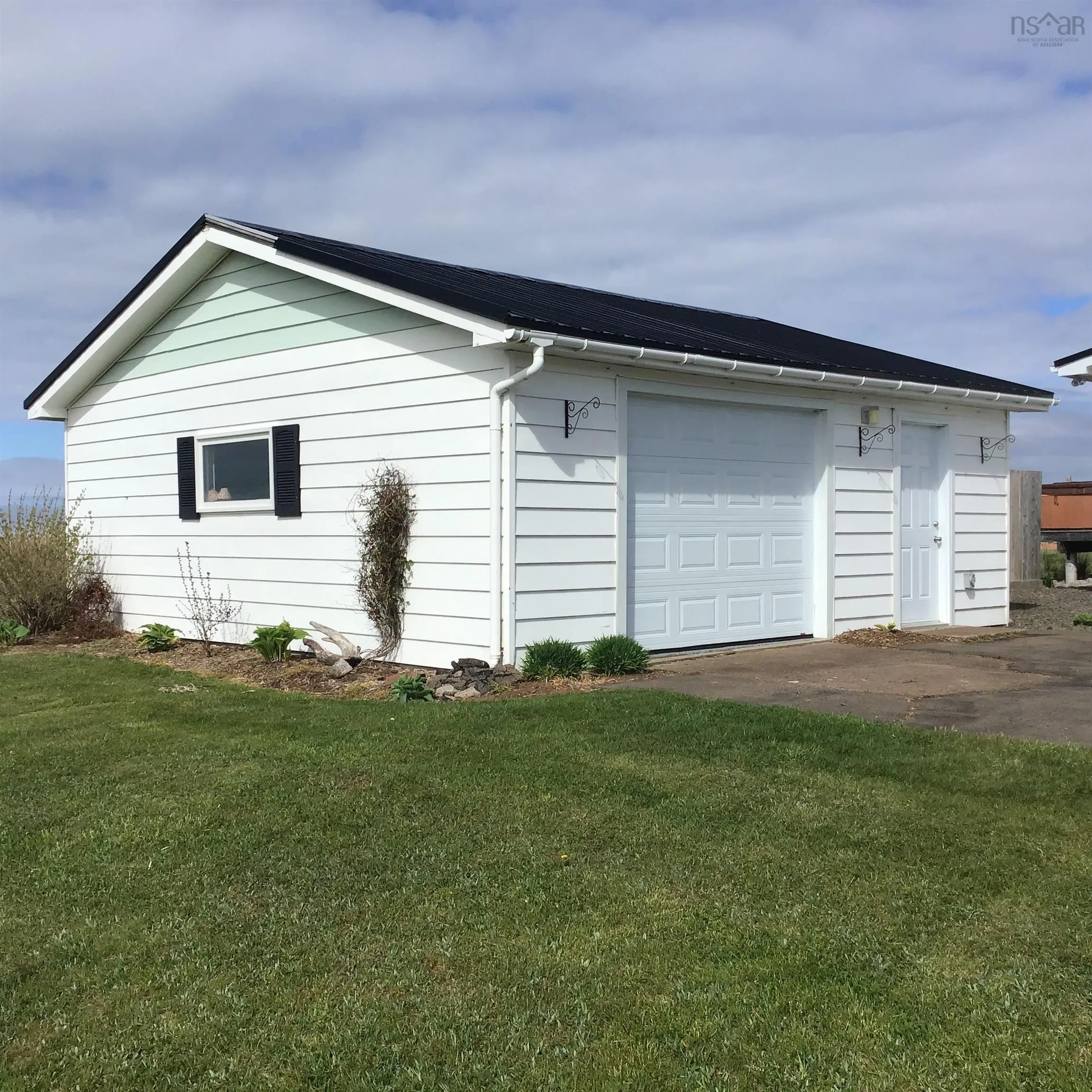 3668 Highway 209, Advocate Harbour Ns B0m 1a0, 2 Bedrooms Bedrooms, ,2 BathroomsBathrooms,Residential,For Sale,Highway 209,202411137