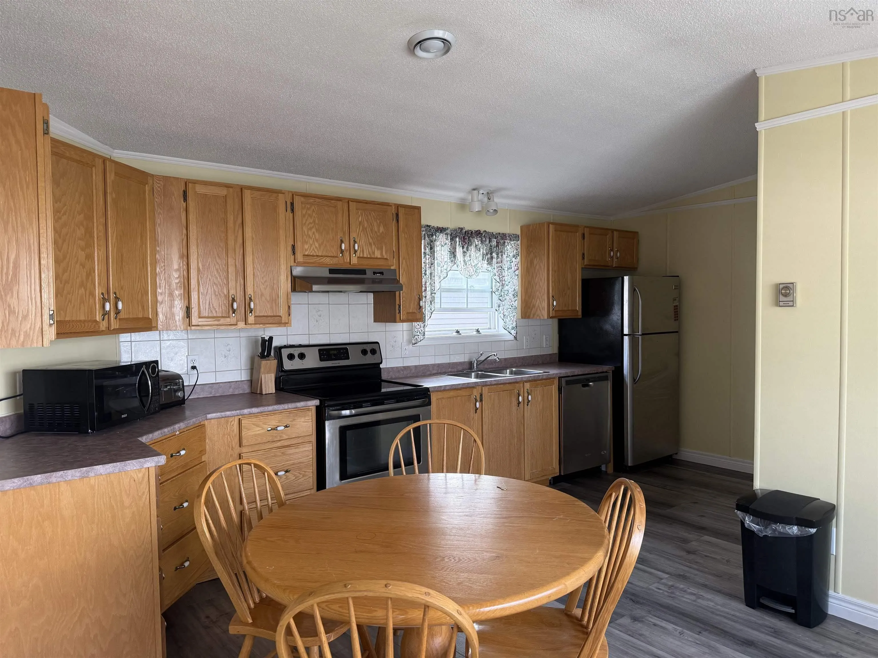 47 Park Boulevard, Lower South River, NS B2G 0E7, 2 Bedrooms Bedrooms, ,2 BathroomsBathrooms,Residential,For Sale,Park,202522674