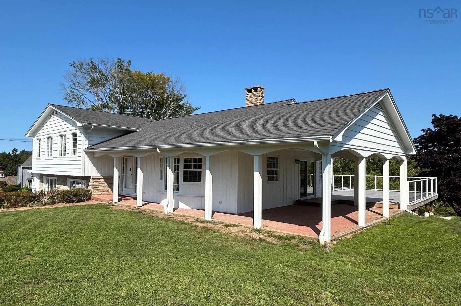 97 Nauss Point Road, Chester, NS B0J 1J0, 5 Bedrooms Bedrooms, ,3 BathroomsBathrooms,Residential,For Sale,Nauss Point,202524817