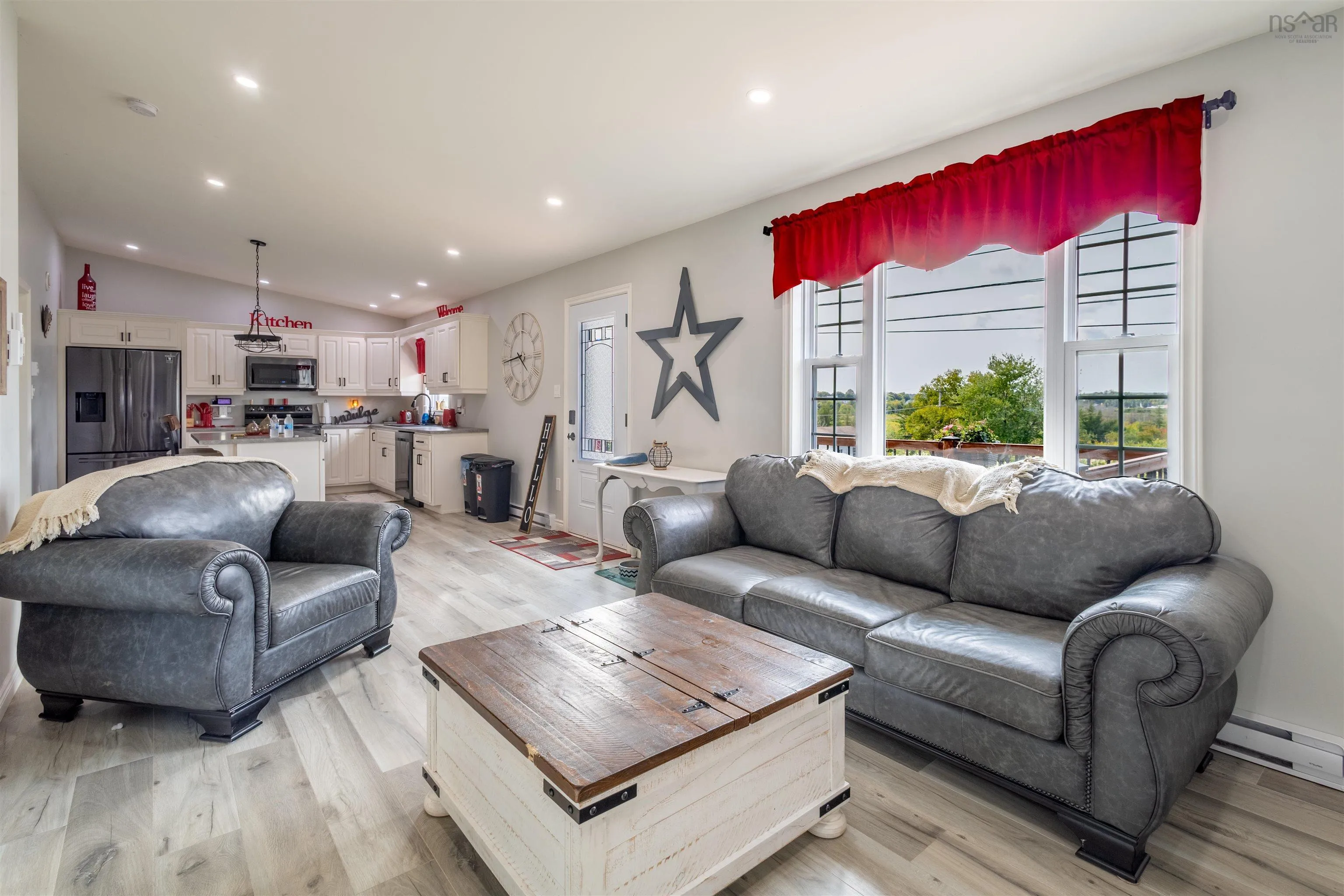 131 Tobin Avenue, North Sydney, NS B2A 3C1, 4 Bedrooms Bedrooms, ,2 BathroomsBathrooms,Residential,For Sale,Tobin,202522990