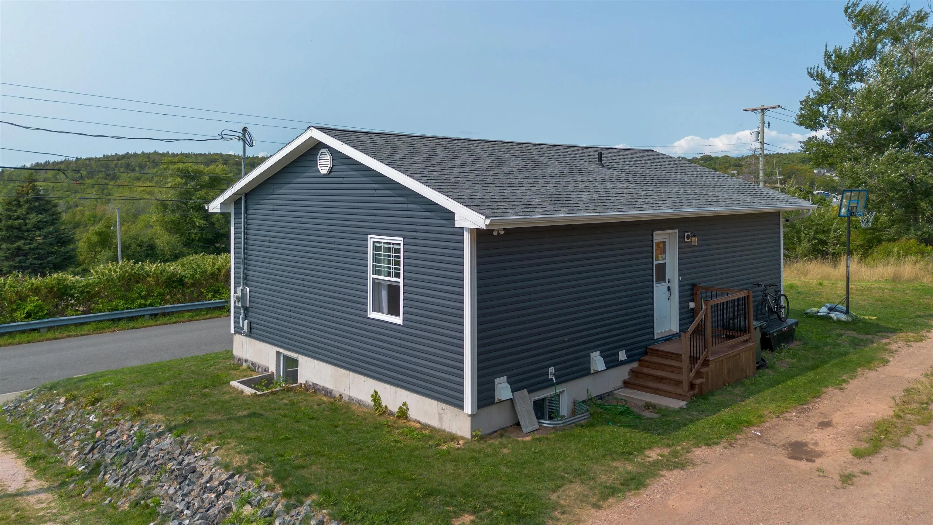 131 Tobin Avenue, North Sydney, NS B2A 3C1, 4 Bedrooms Bedrooms, ,2 BathroomsBathrooms,Residential,For Sale,Tobin,202522990