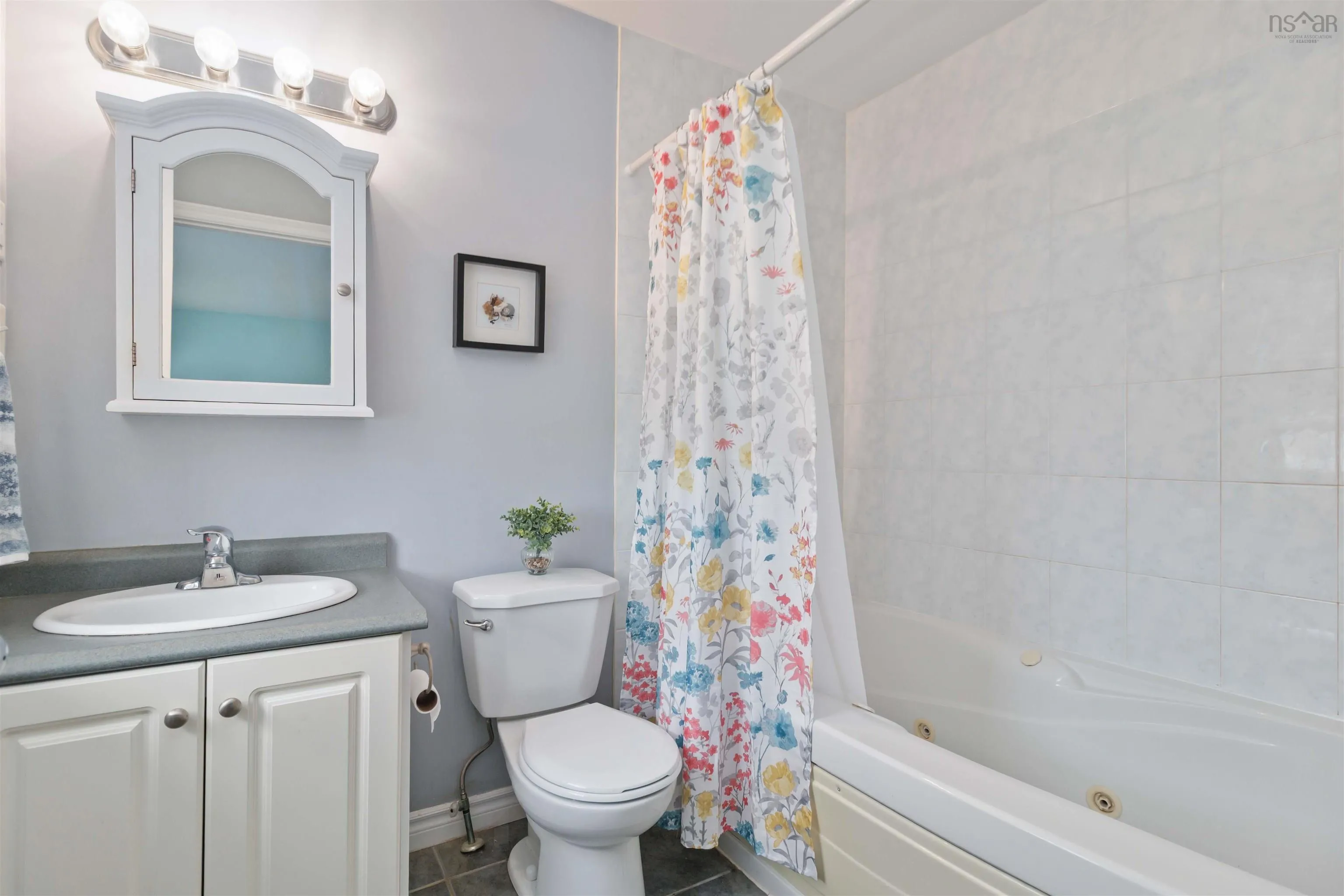 8 Surrey Way, Dartmouth, NS B2W 6R7, 3 Bedrooms Bedrooms, ,3 BathroomsBathrooms,Residential,For Sale,Surrey Way, Portland Hills,202521279