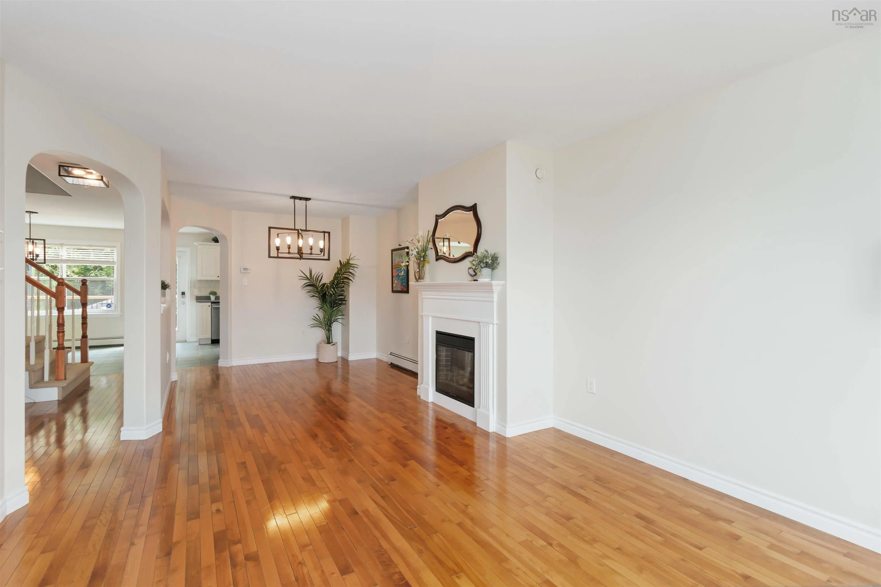 8 Surrey Way, Dartmouth, NS B2W 6R7, 3 Bedrooms Bedrooms, ,3 BathroomsBathrooms,Residential,For Sale,Surrey Way, Portland Hills,202521279