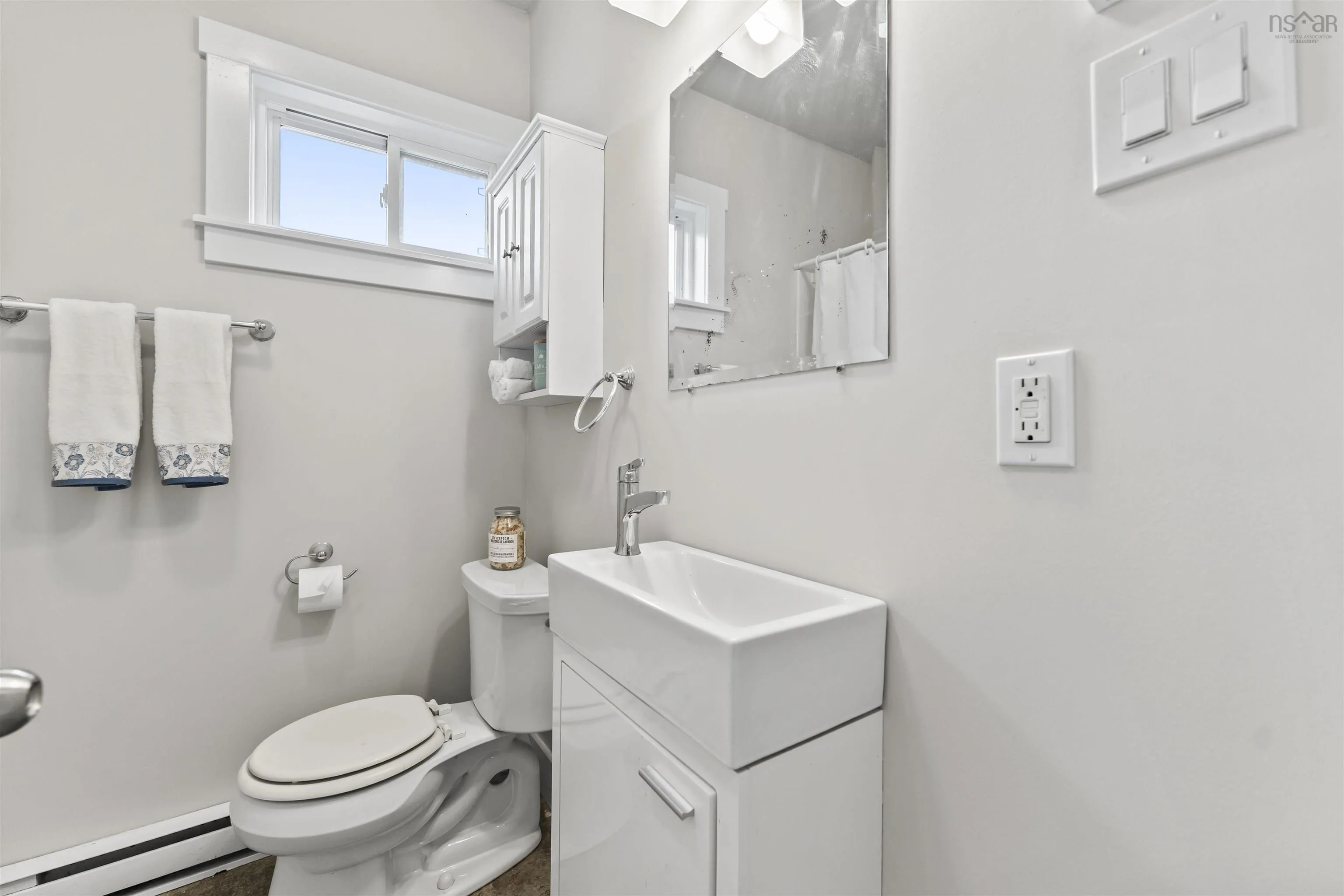 48 Adelaide Avenue, Fairview, NS B3N 2N6, 4 Bedrooms Bedrooms, ,2 BathroomsBathrooms,Residential,For Sale,Adelaide,202519844