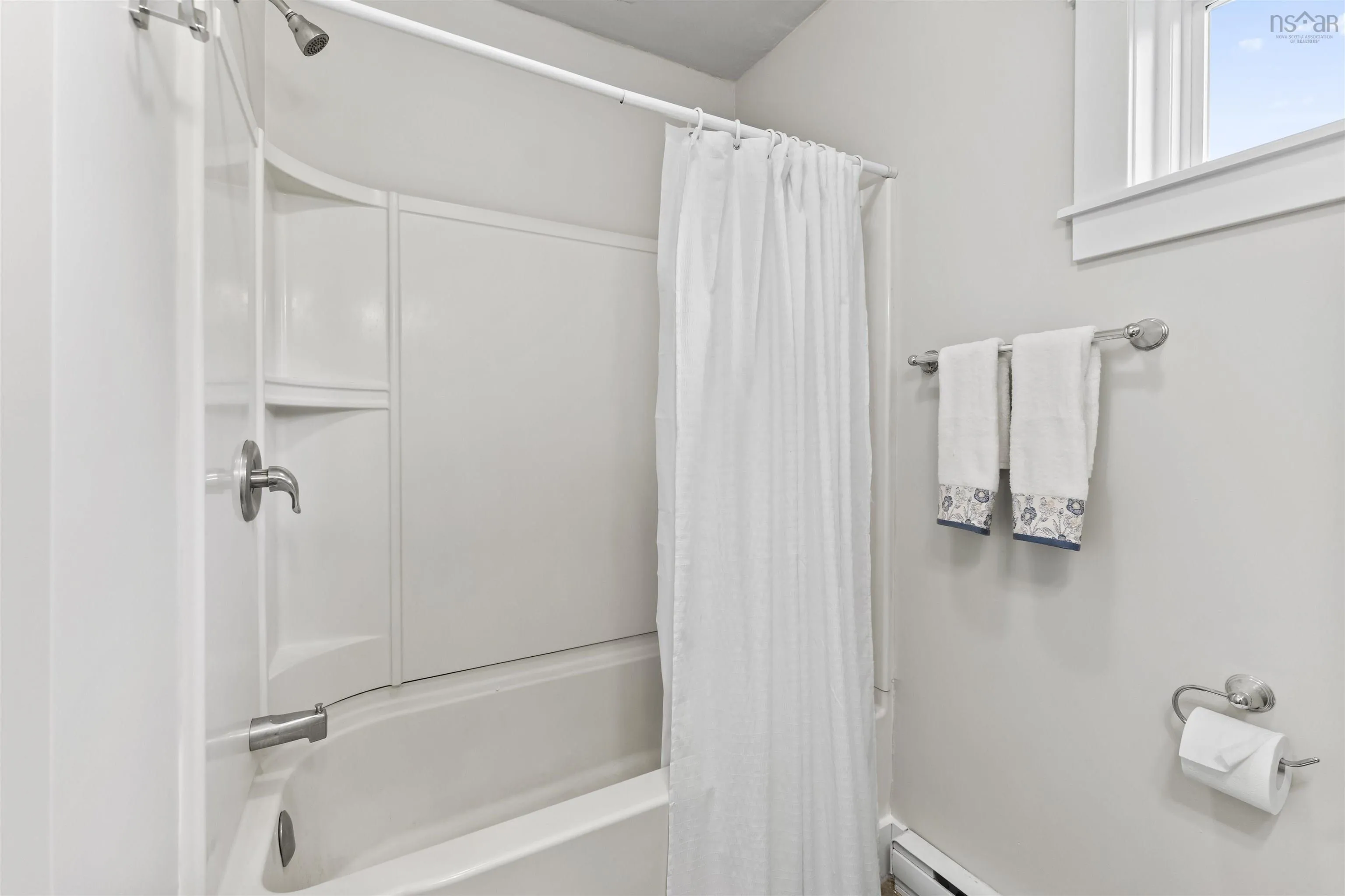 48 Adelaide Avenue, Fairview, NS B3N 2N6, 4 Bedrooms Bedrooms, ,2 BathroomsBathrooms,Residential,For Sale,Adelaide,202519844