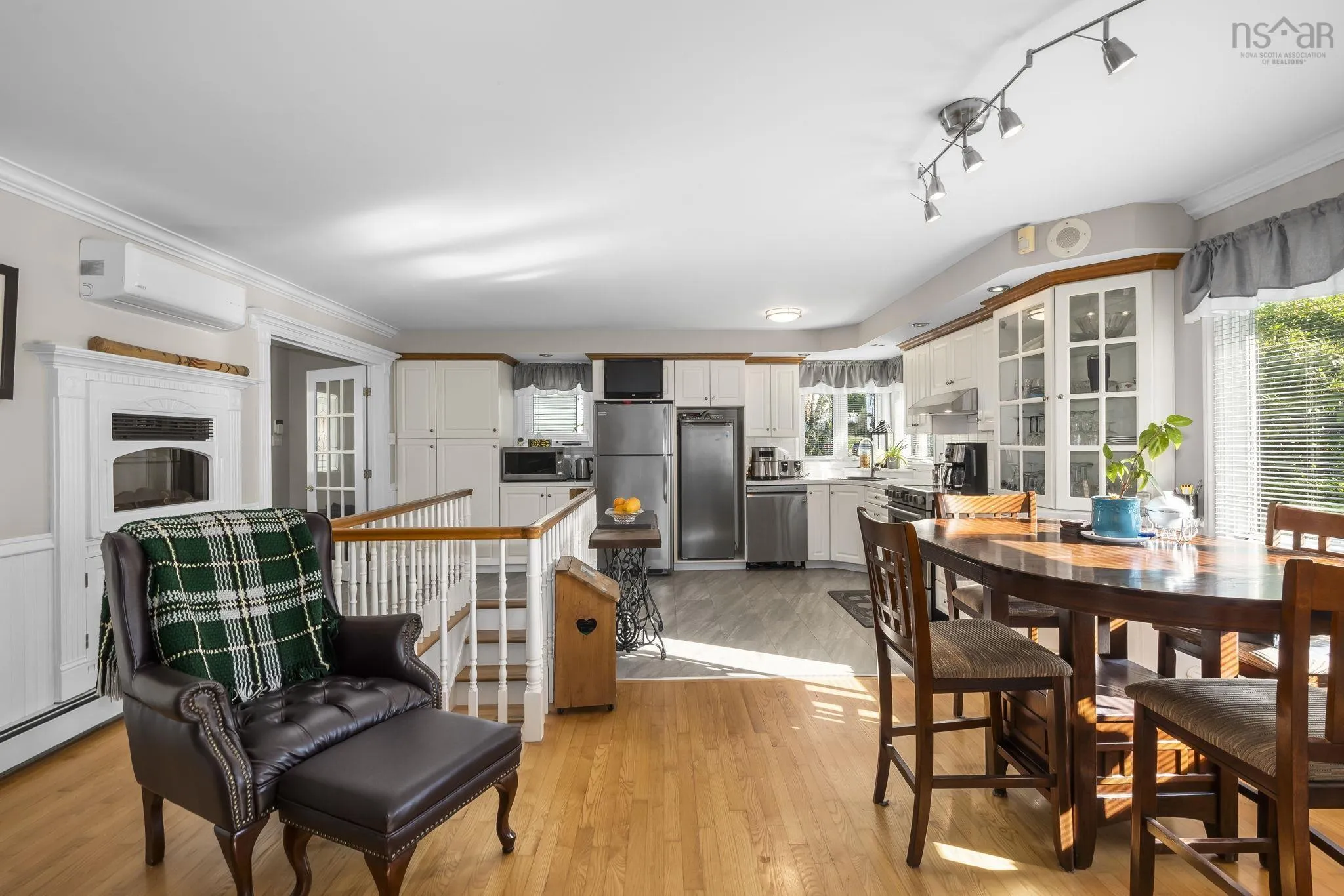 29 Ridgeview Drive, Sackville, NS B4C 1L8, 2 Bedrooms Bedrooms, ,3 BathroomsBathrooms,Residential,For Sale,Ridgeview,202522635
