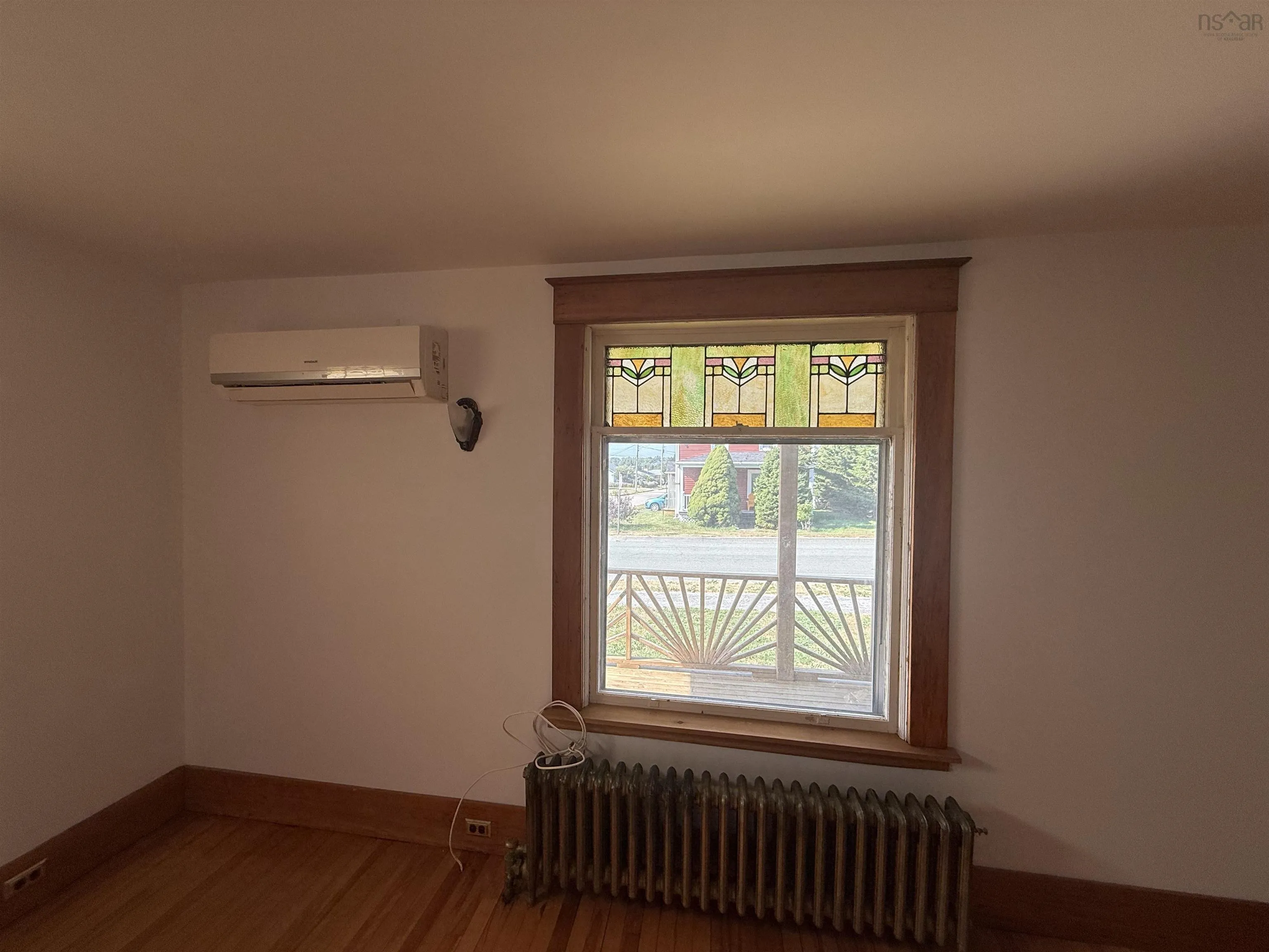 126 Broadway Street, Whitney Pier, NS B1N 2Y8, 4 Bedrooms Bedrooms, ,1 BathroomBathrooms,Residential,For Sale,Broadway,202520663