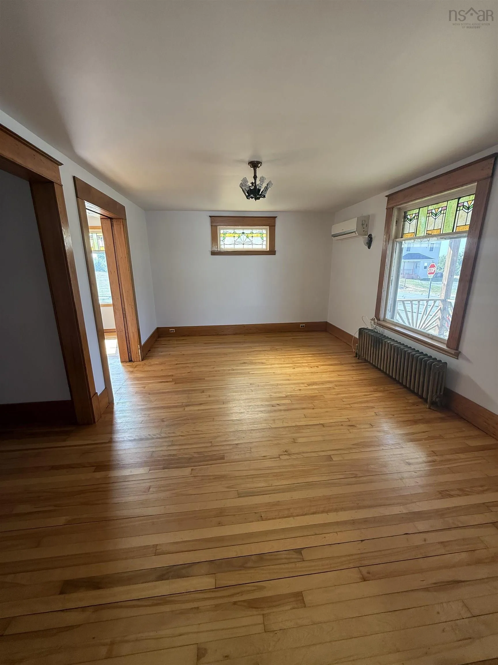 126 Broadway Street, Whitney Pier, NS B1N 2Y8, 4 Bedrooms Bedrooms, ,1 BathroomBathrooms,Residential,For Sale,Broadway,202520663