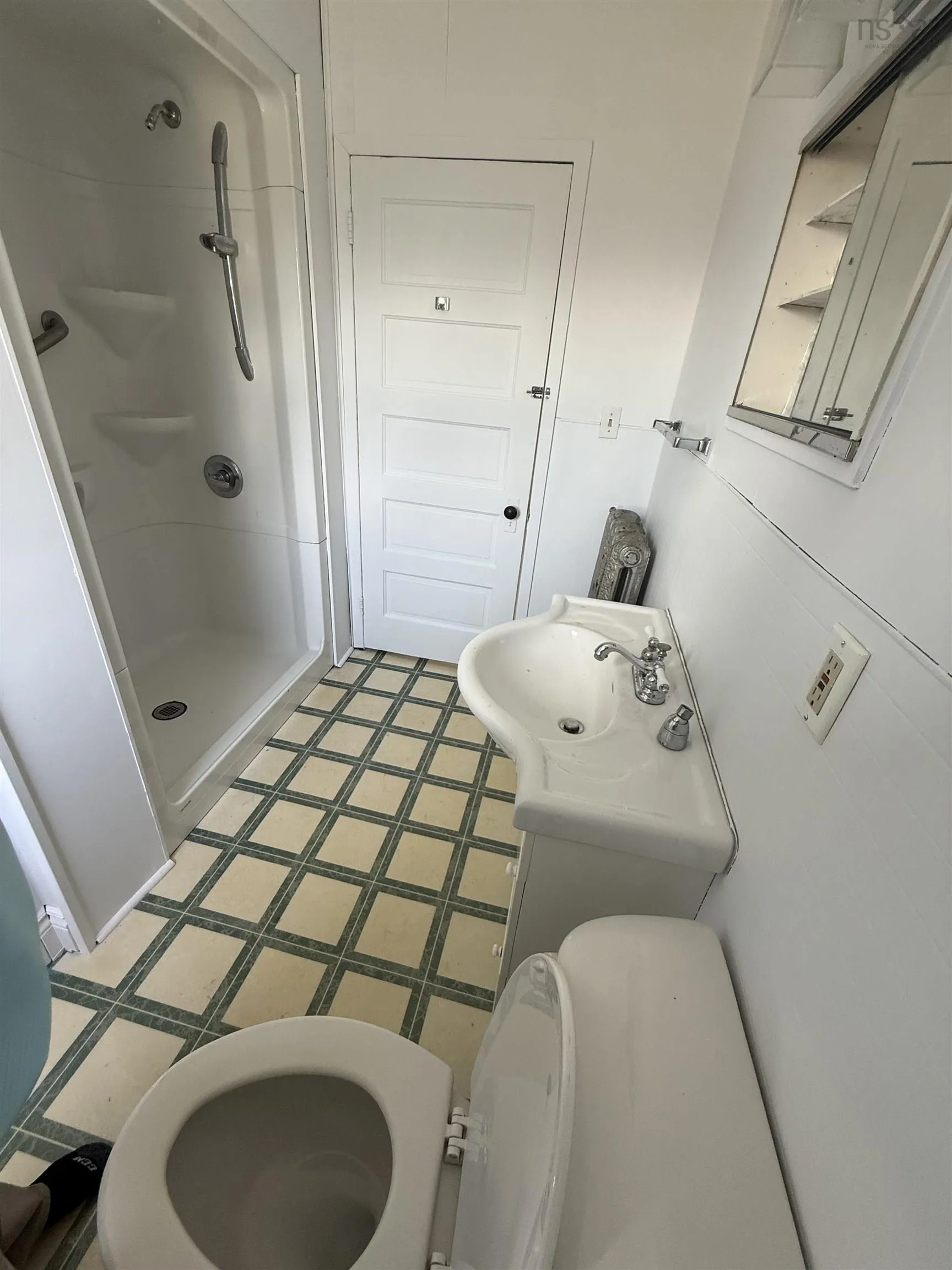 126 Broadway Street, Whitney Pier, NS B1N 2Y8, 4 Bedrooms Bedrooms, ,1 BathroomBathrooms,Residential,For Sale,Broadway,202520663