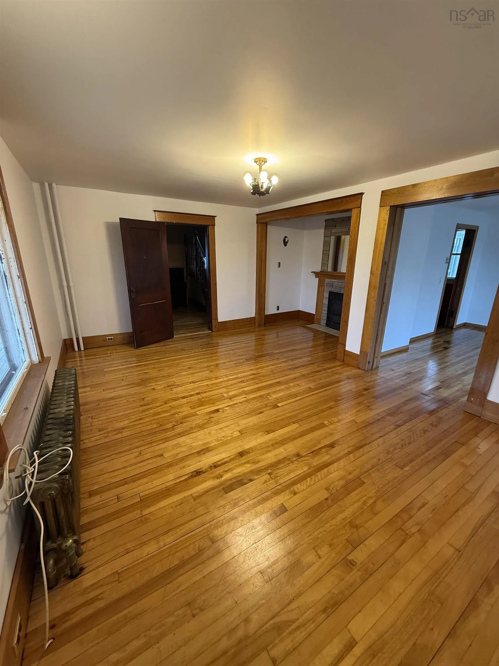 126 Broadway Street, Whitney Pier, NS B1N 2Y8, 4 Bedrooms Bedrooms, ,1 BathroomBathrooms,Residential,For Sale,Broadway,202520663