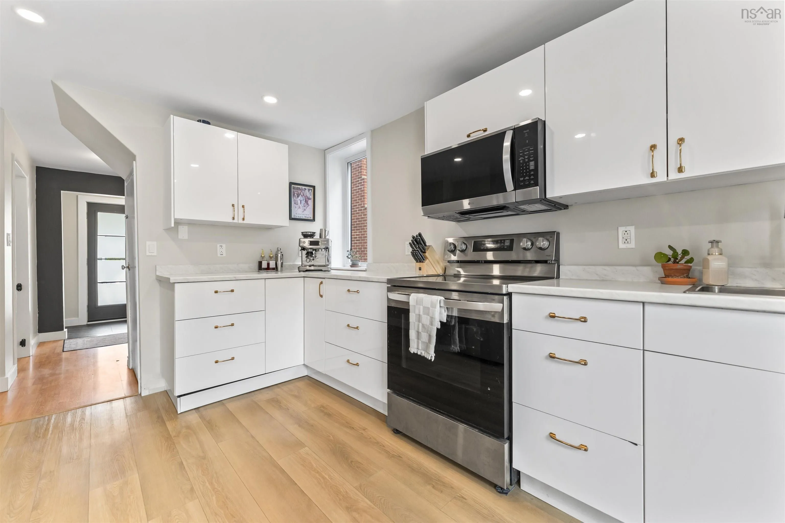 11 Brookside Avenue, Dartmouth, NS B3A 3B4, 4 Bedrooms Bedrooms, ,1 BathroomBathrooms,Residential,For Sale,Brookside,202520204