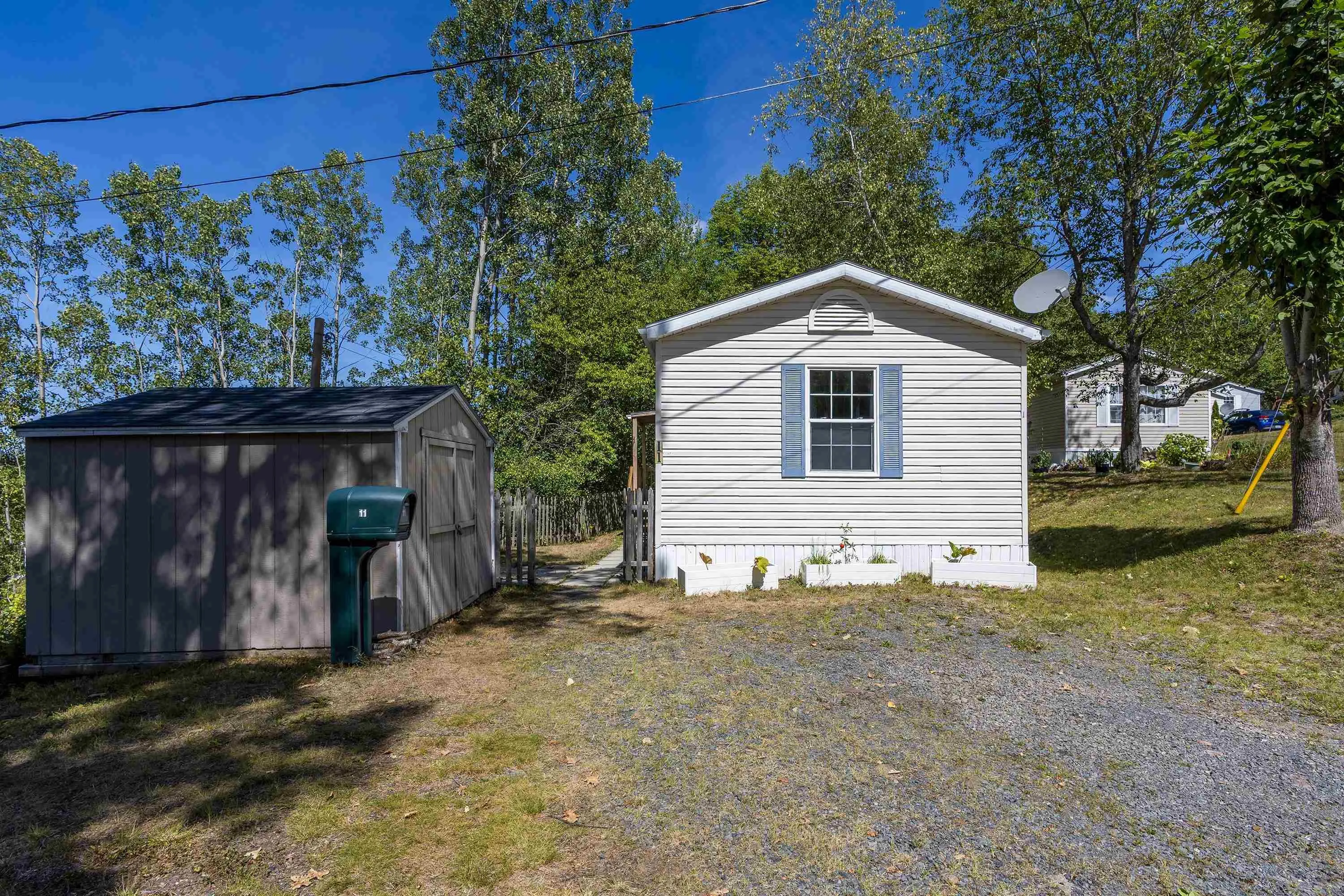 11 Cedarwood Crescent, New Minas, NS B4N 5J2, 2 Bedrooms Bedrooms, ,1 BathroomBathrooms,Residential,For Sale,Cedarwood,202521238