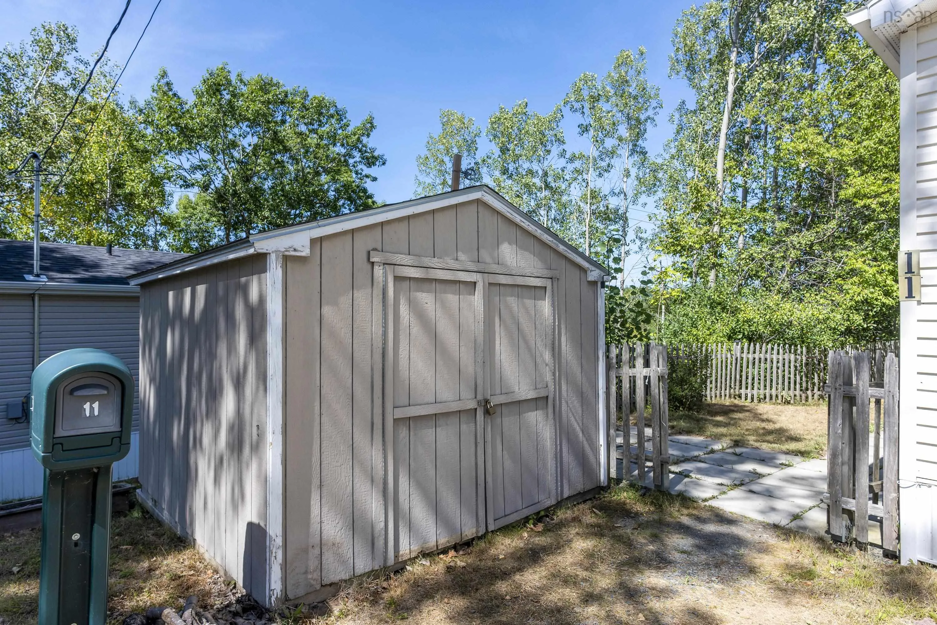 11 Cedarwood Crescent, New Minas, NS B4N 5J2, 2 Bedrooms Bedrooms, ,1 BathroomBathrooms,Residential,For Sale,Cedarwood,202521238