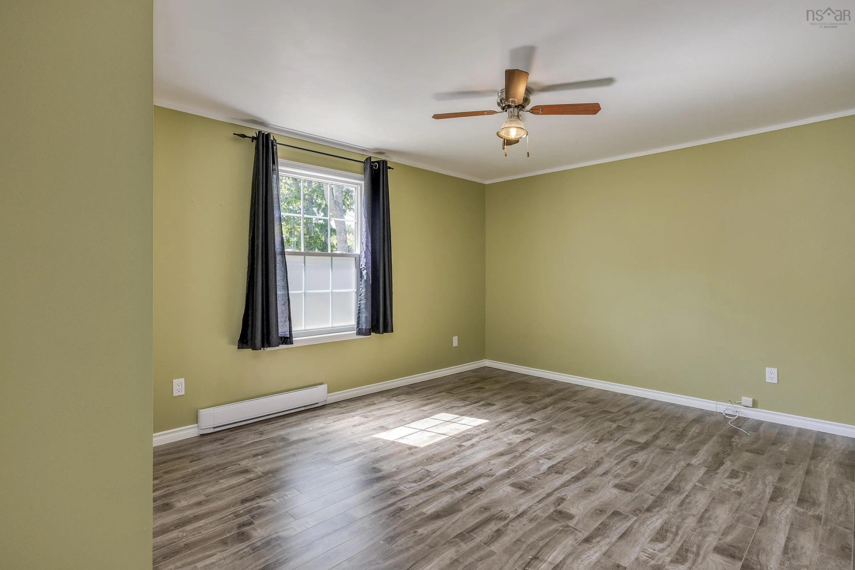 11 Cedarwood Crescent, New Minas, NS B4N 5J2, 2 Bedrooms Bedrooms, ,1 BathroomBathrooms,Residential,For Sale,Cedarwood,202521238
