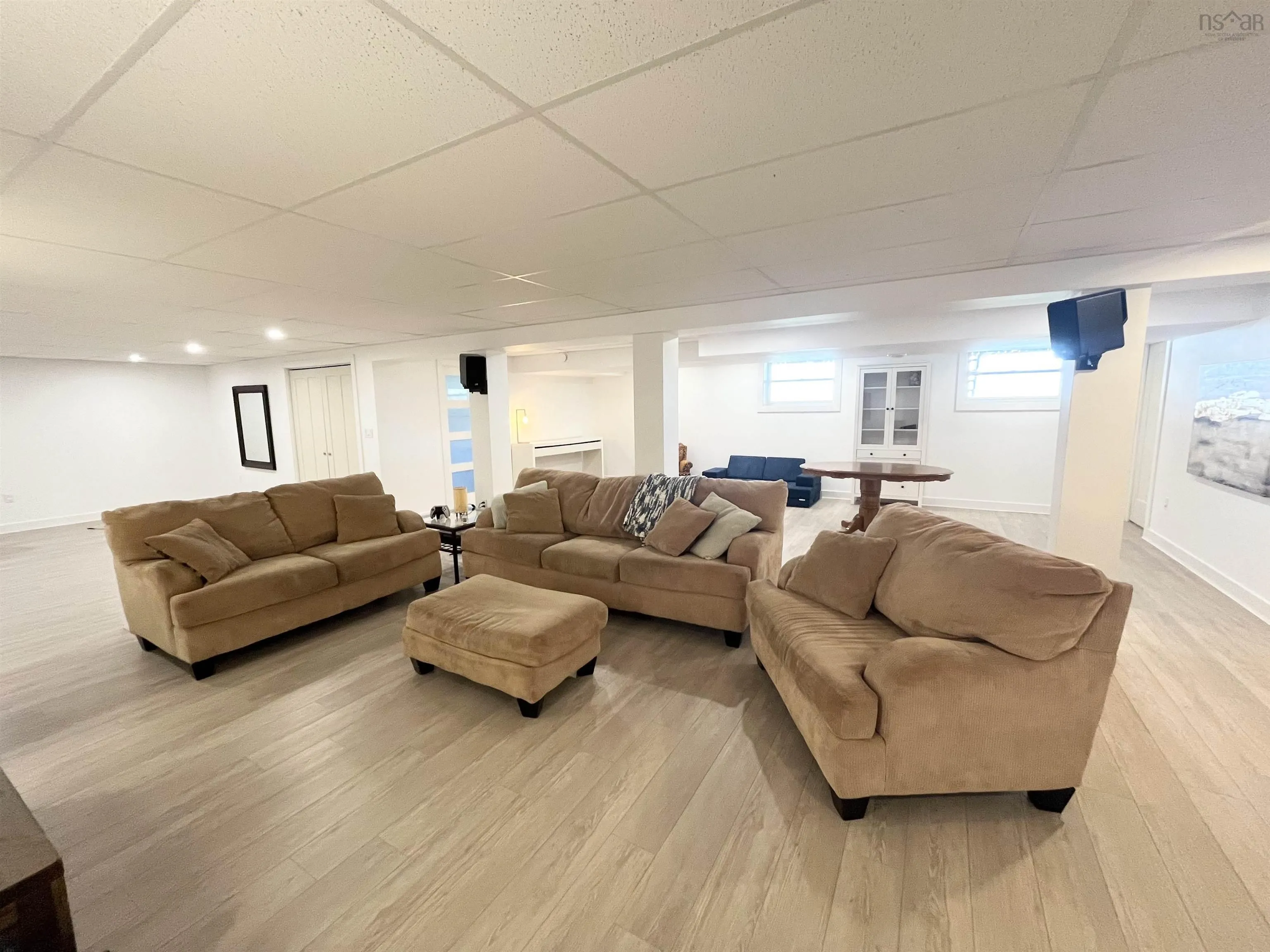 317 Bear Point Road, Bear Point, NS B0W 3B0, 4 Bedrooms Bedrooms, ,3 BathroomsBathrooms,Residential,For Sale,Bear Point,202513242