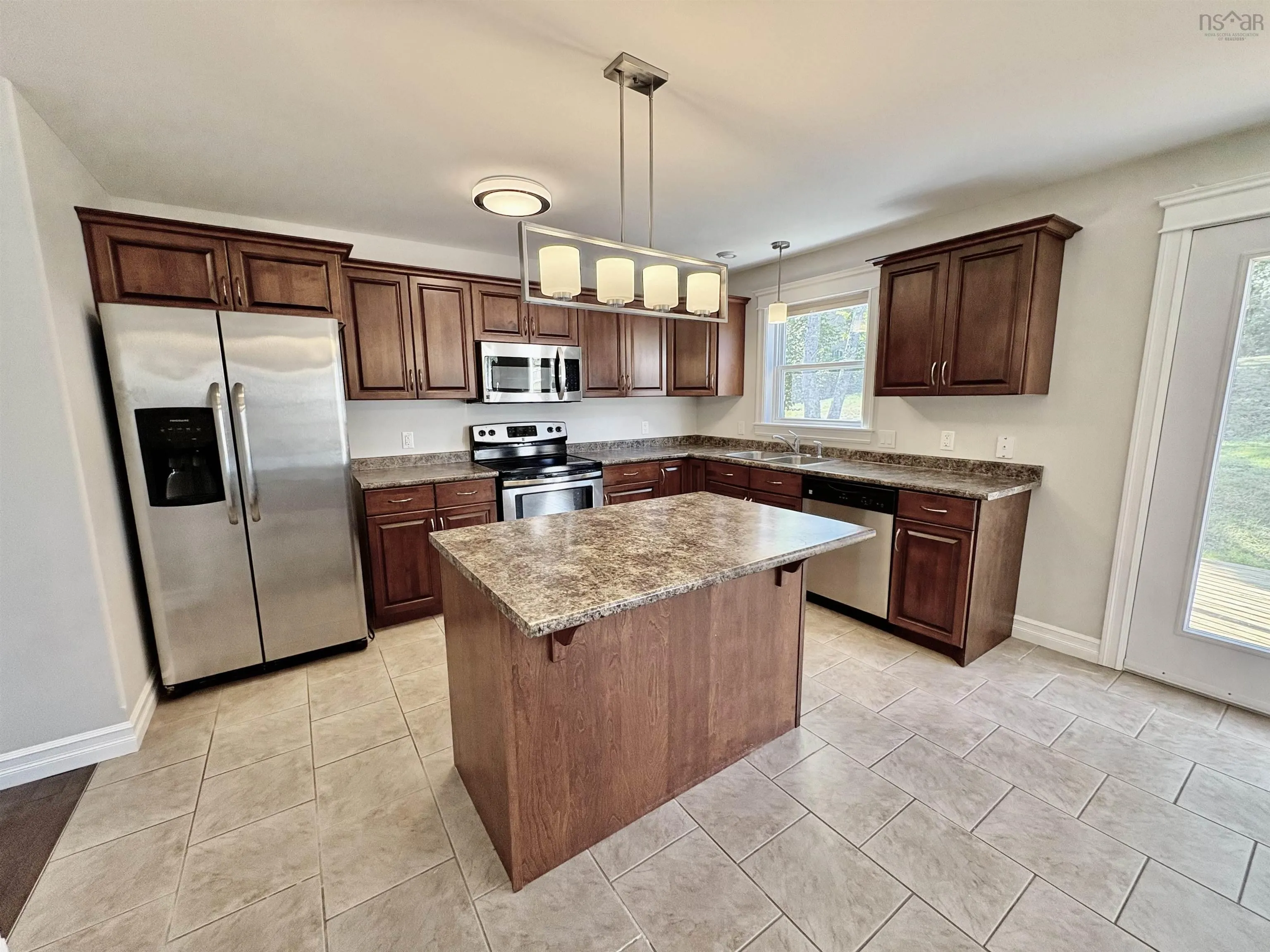 32 Baker Drive, Middle Sackville, NS B4E 1V1, 3 Bedrooms Bedrooms, ,4 BathroomsBathrooms,Residential,For Sale,Baker,202519849
