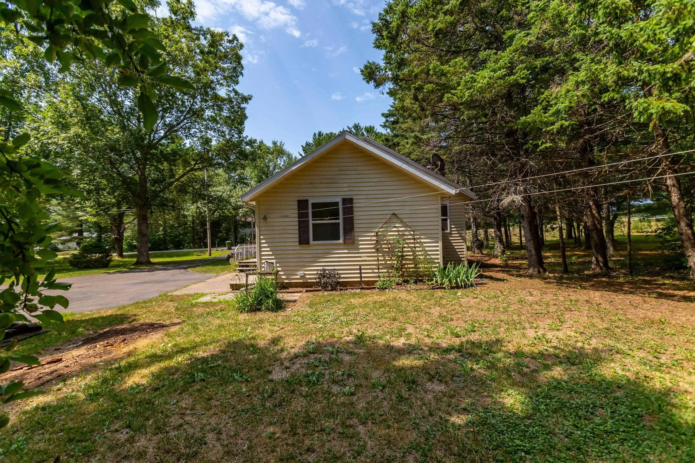 1524 Marshall Road, Kingston, NS B0P 1R0, 2 Bedrooms Bedrooms, ,1 BathroomBathrooms,Residential,For Sale,Marshall,202519257